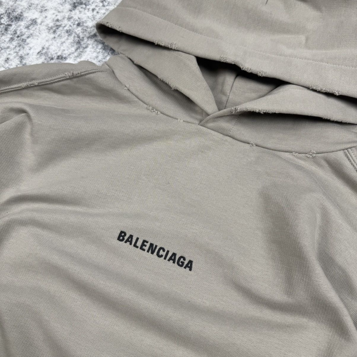 Balenciaga Balenciaga Distressed Embroidered Big Logo Hoodie Size US S / EU 44-46 / 1 - 2 Thumbnail