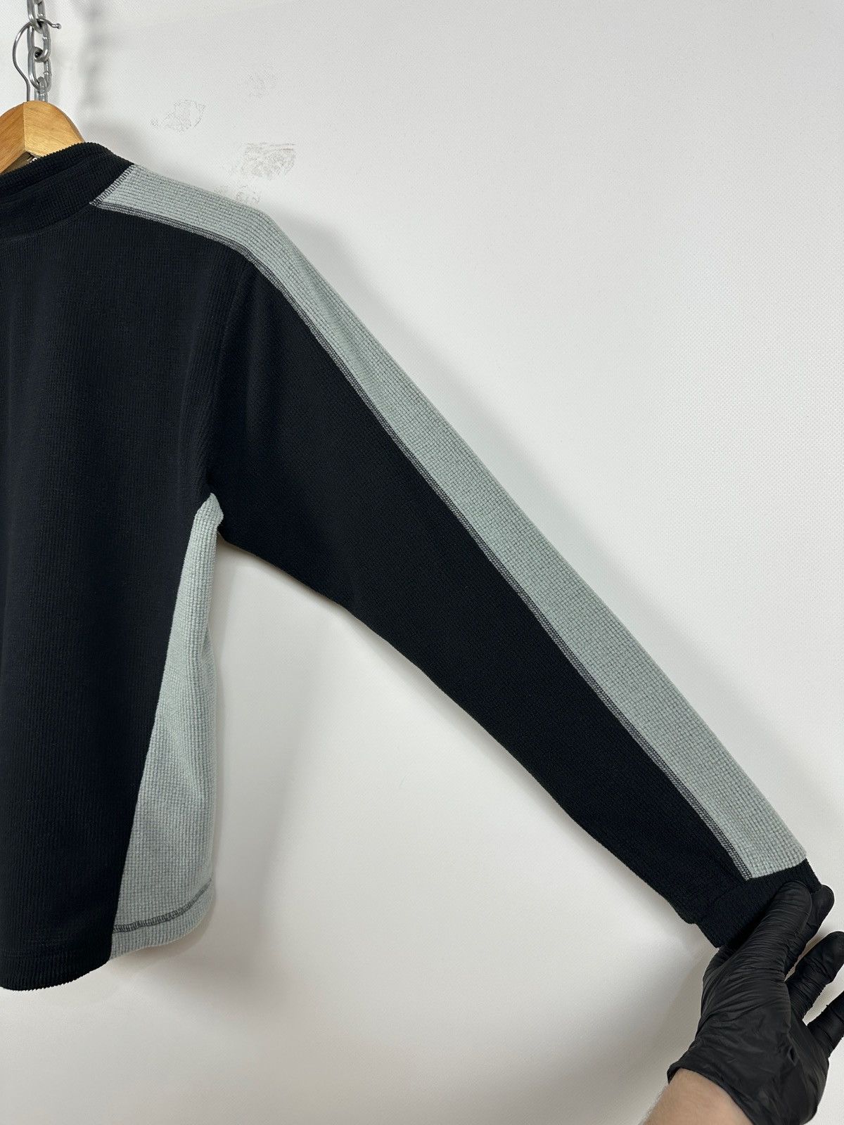 Arc'teryx Vintage Arcteryx Center Logo Delta LT Polartec Fleece Size S / US 4 / IT 40 - 18 Thumbnail