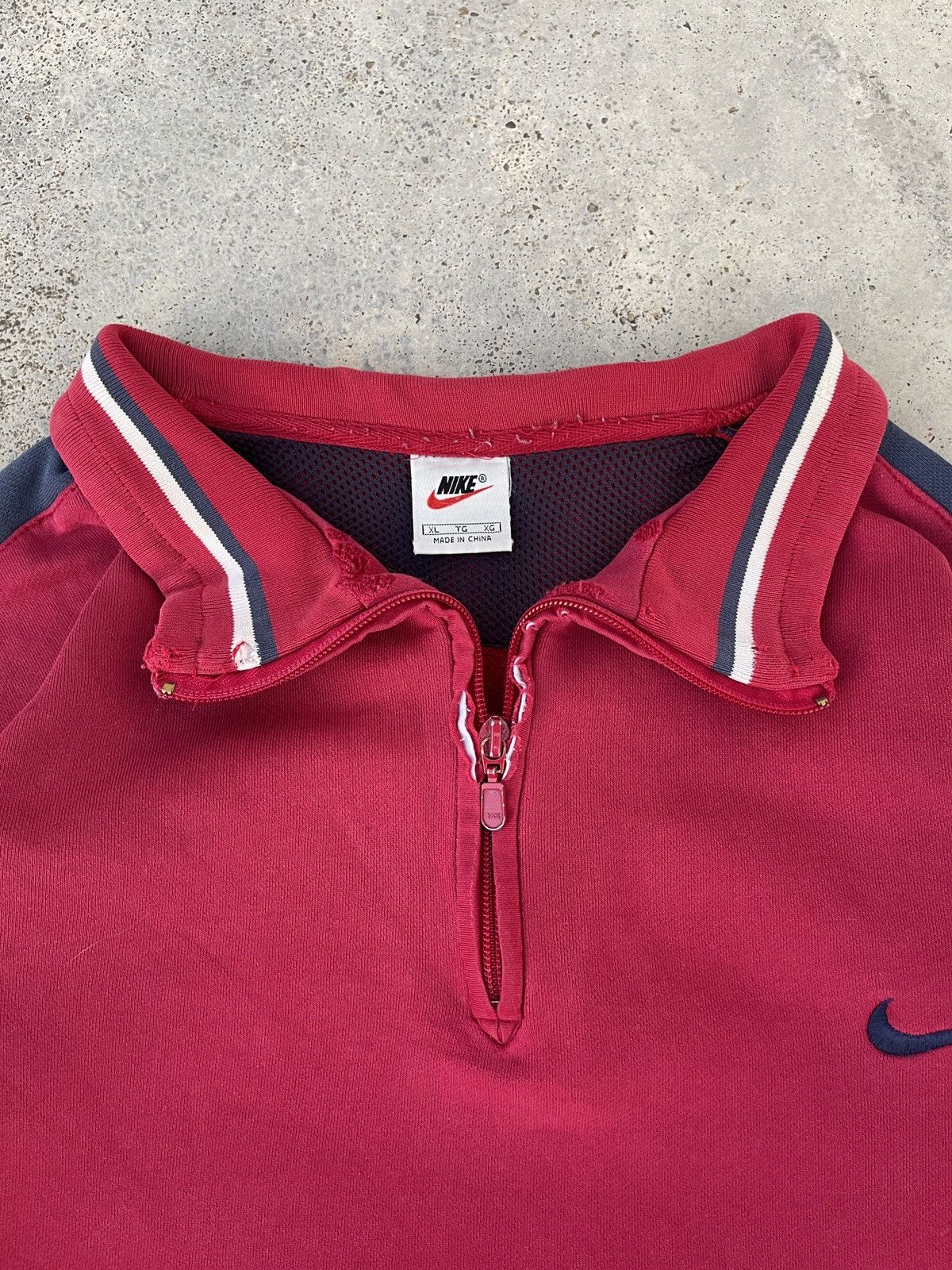 Nike × Vintage Vintage 90s Distressed Nike Half Zipper Sweatshirt Size US XXL / EU 58 / 5 - 9 Thumbnail