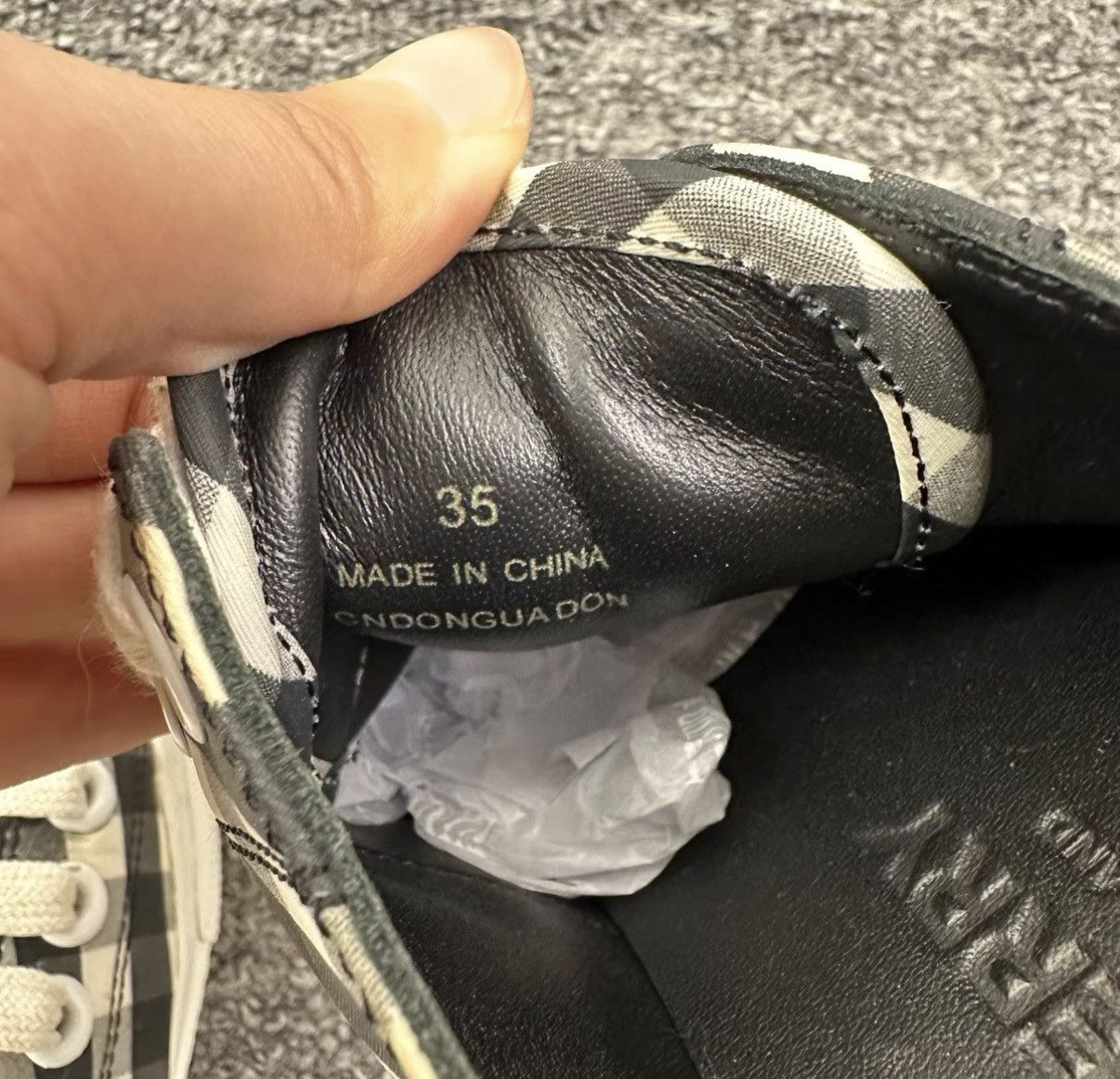 Burberry Burberry Black & White Check Side Logo Sneakers K12 Size US 5 / IT 35 - 6 Thumbnail