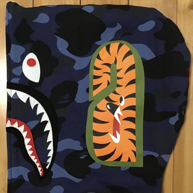 Bape 🔥2XL🔥 BAPE Shark full zip hoodie Red camo Blue camo APE XXL Size US XXL / EU 58 / 5 - 5 Thumbnail