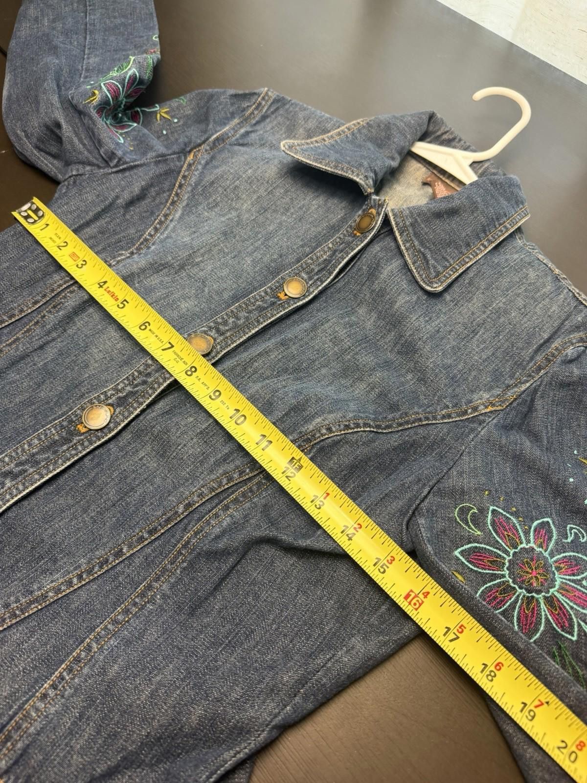 Other Bandolino Denim Jacket Womens 8 Embroidered Fitted Blue Size M / US 6-8 / IT 42-44 - 7 Thumbnail