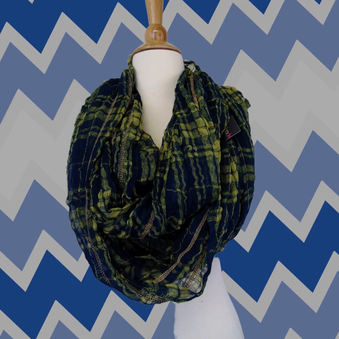 Vintage ECHO Infinity Scarf Womens Plaid Cowl Loop Blue Yellow Size ONE SIZE - 1 Thumbnail