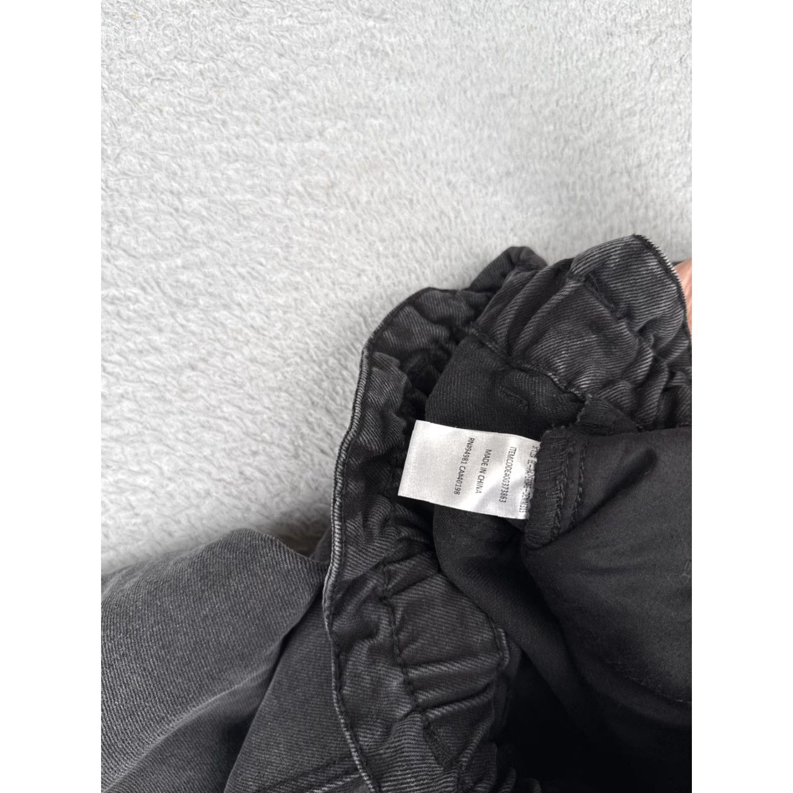 Forever 21 FOREVER 21 Jeans Womens Small Black High Rise Paperbag Waist Mom Tapered Leg Size 28" / US 6 / IT 42 - 7 Thumbnail