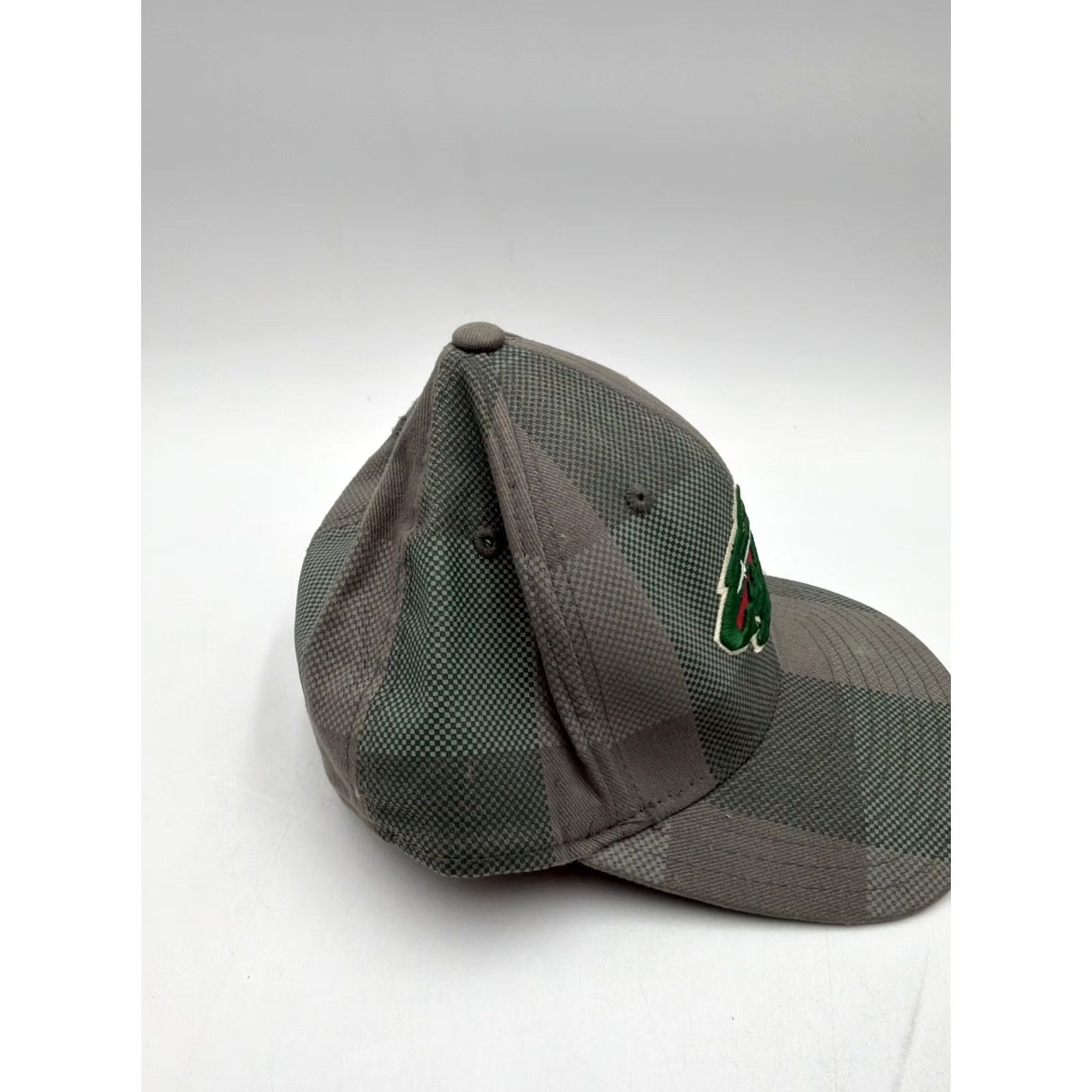 Reebok Reebok Center Ice Minnesota Wild Hat Mens Green Gray Cap NHL Hockey Checkered S/M XS? Size ONE SIZE - 5 Thumbnail