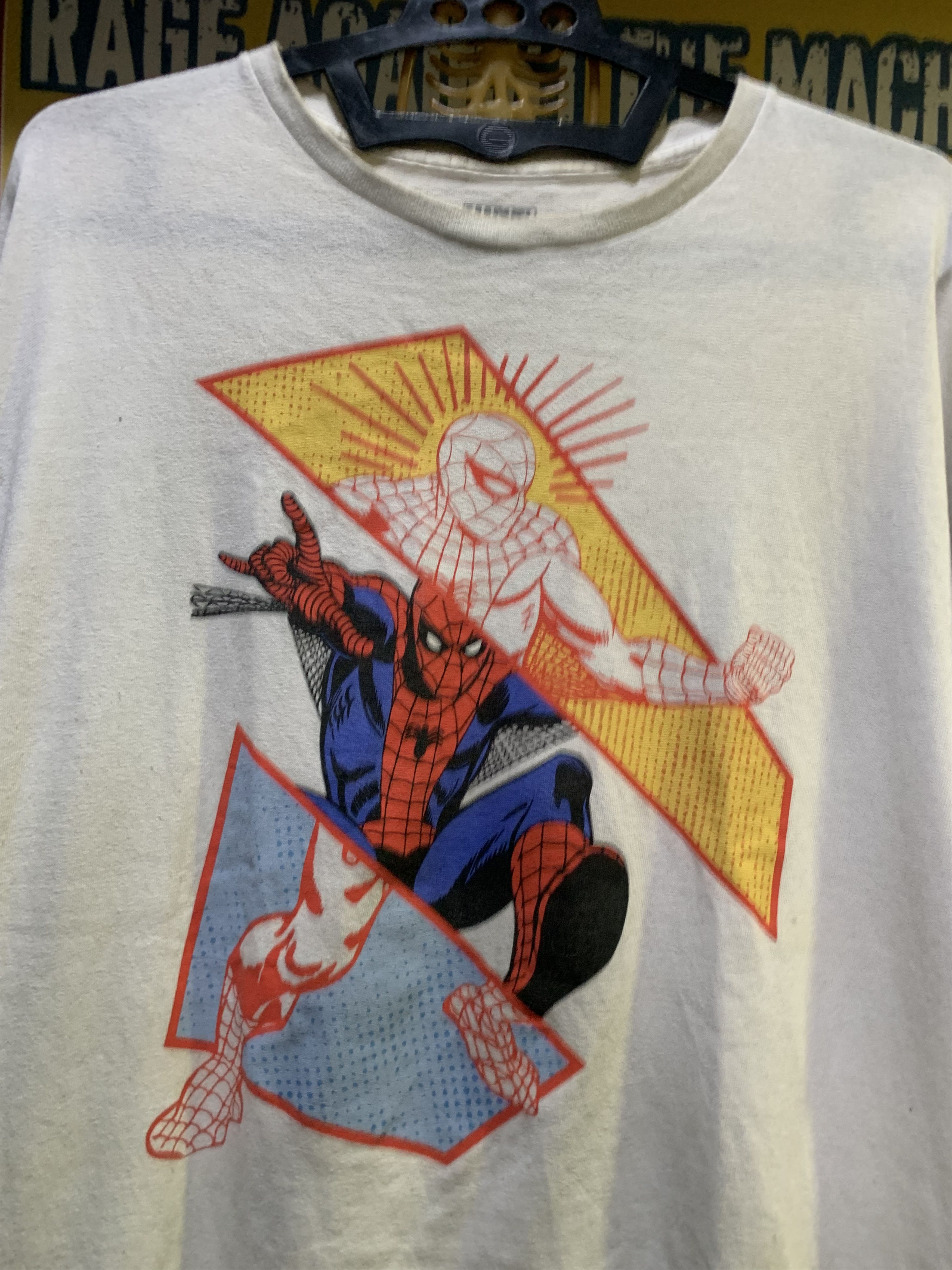 Marvel Comics Vintage SPIDER-MAN “Retro Classic Posse” Cartoon Tees Size US XL / EU 56 / 4 - 2 Thumbnail