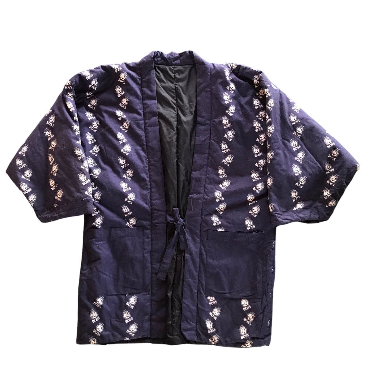 Japanese Brand Vintage Suntory Coffee Boss Cardigan Kimono Hanten ful print Size US L / EU 52-54 / 3 - 1 Thumbnail