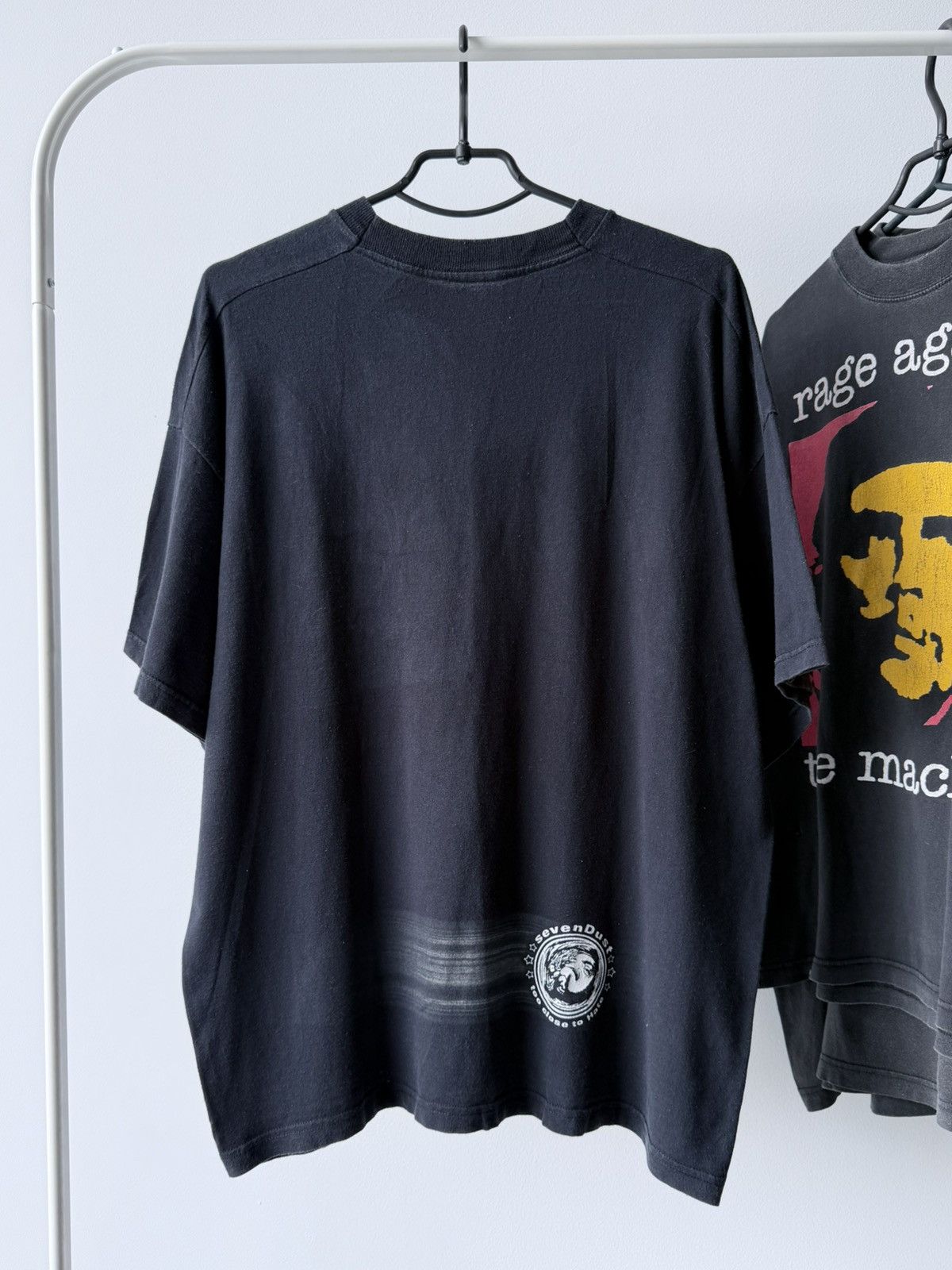 Band Tees Vintage 1998 Sevendust Nu Metal Band T-Shirt Tee Size US XL / EU 56 / 4 - 4 Thumbnail