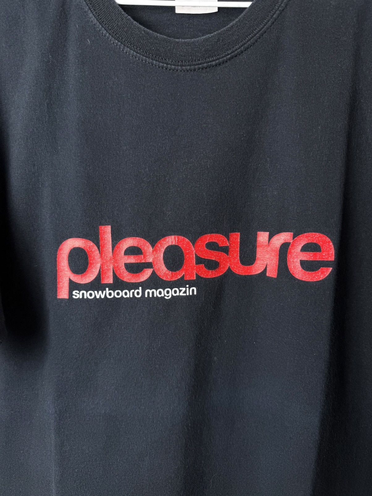 Girl Skateboards Rare! Vintage Pleasure Snowbord Magazine Skateboard TShirt Size US L / EU 52-54 / 3 - 2 Thumbnail