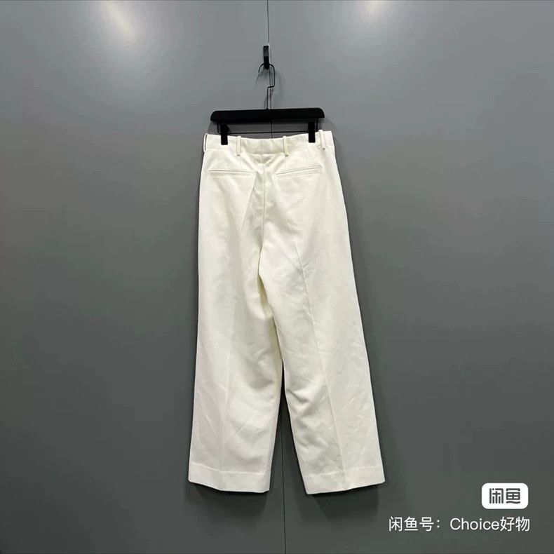 Louis Vuitton Louis Vuitton White trousers 2503-Nextarrow Size US 40 / EU 56 - 2 Thumbnail