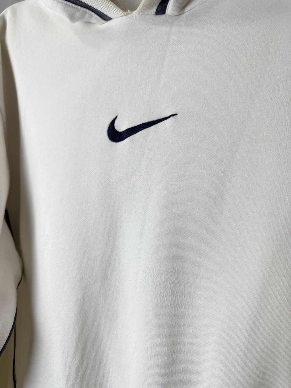 Nike Vintage Nike Hoodie Center Logo Archive TN ZM Soccer Size US XL / EU 56 / 4 - 4 Thumbnail