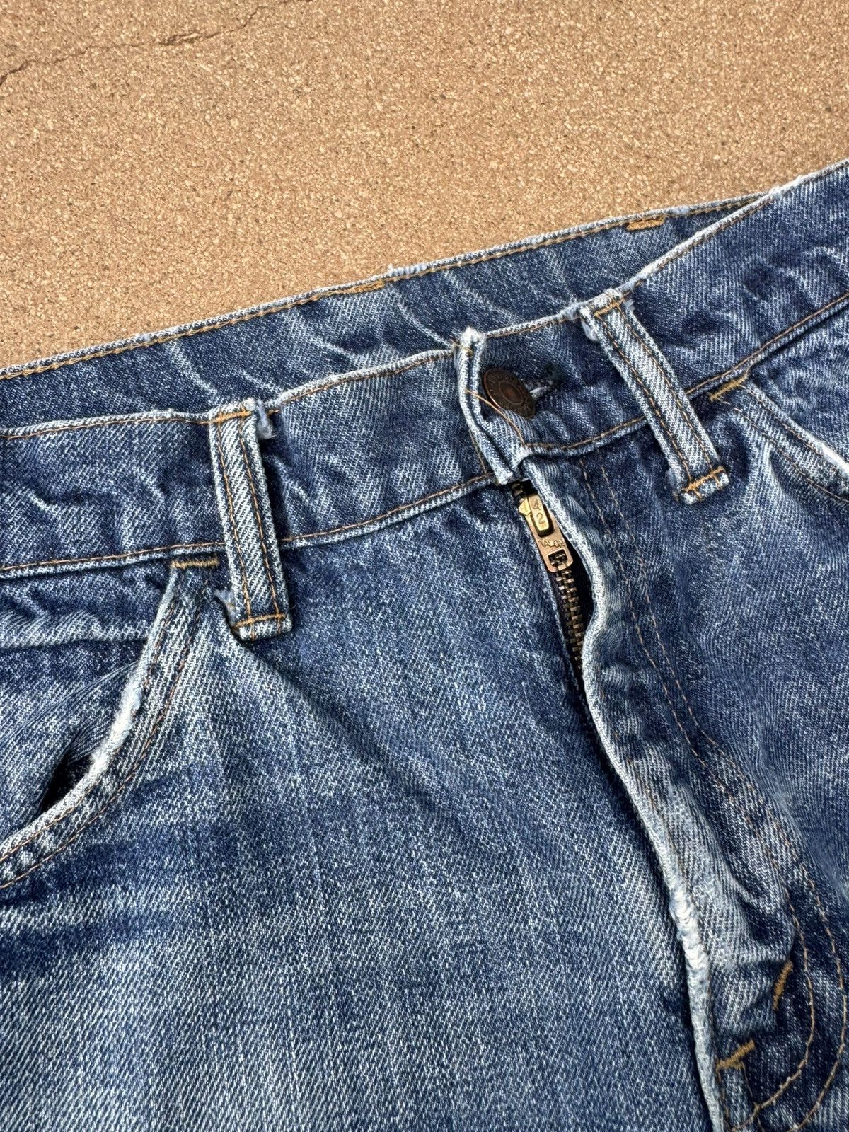 Levi's Vtg 70’s Levi’s 684 Orange Tab Bellbottom Flare Jeans 30x29 Size US 30 / EU 46 - 5 Thumbnail