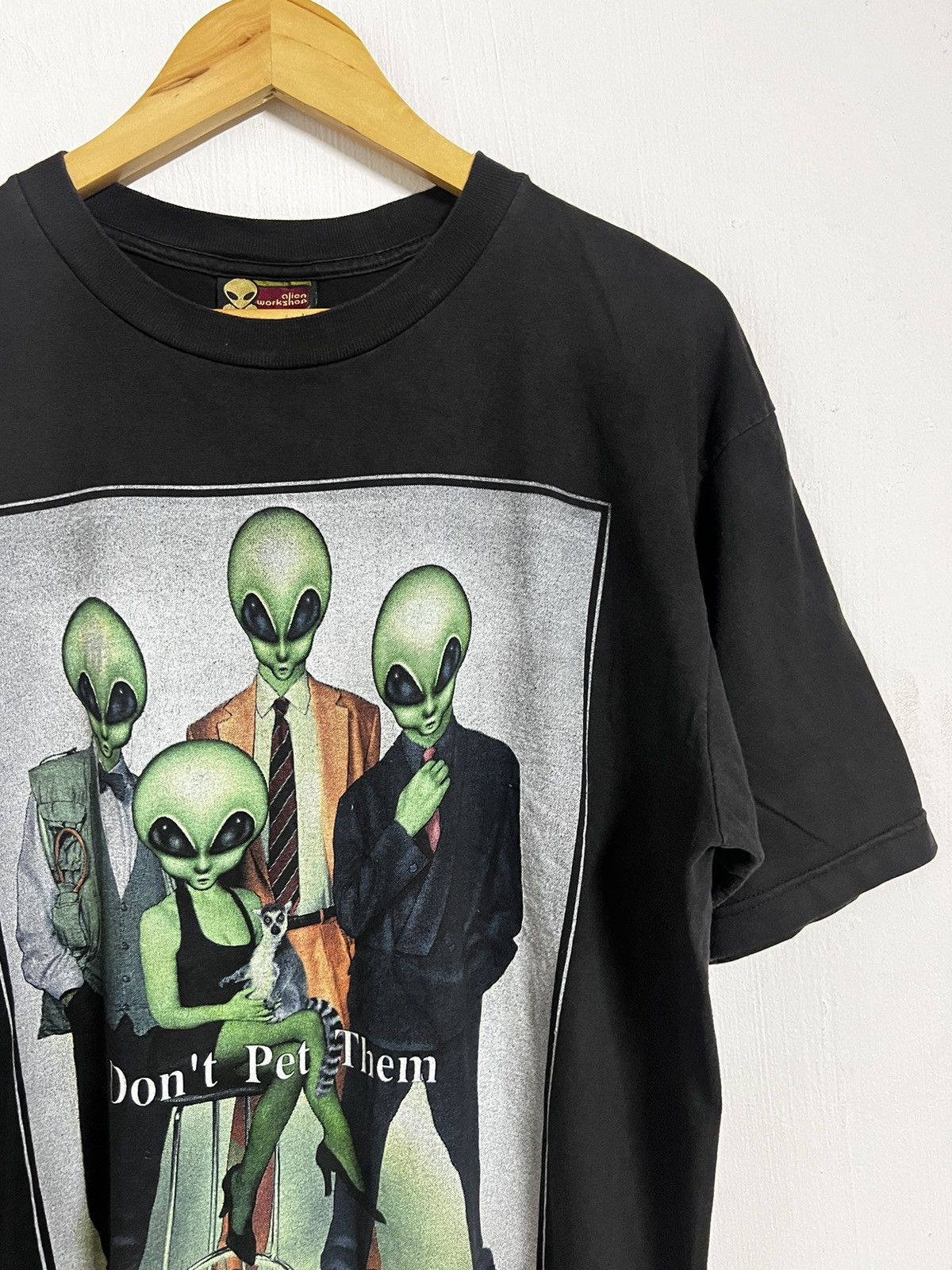 vintage Alien Workshop 1996 tshirt 🛑very good | Depop