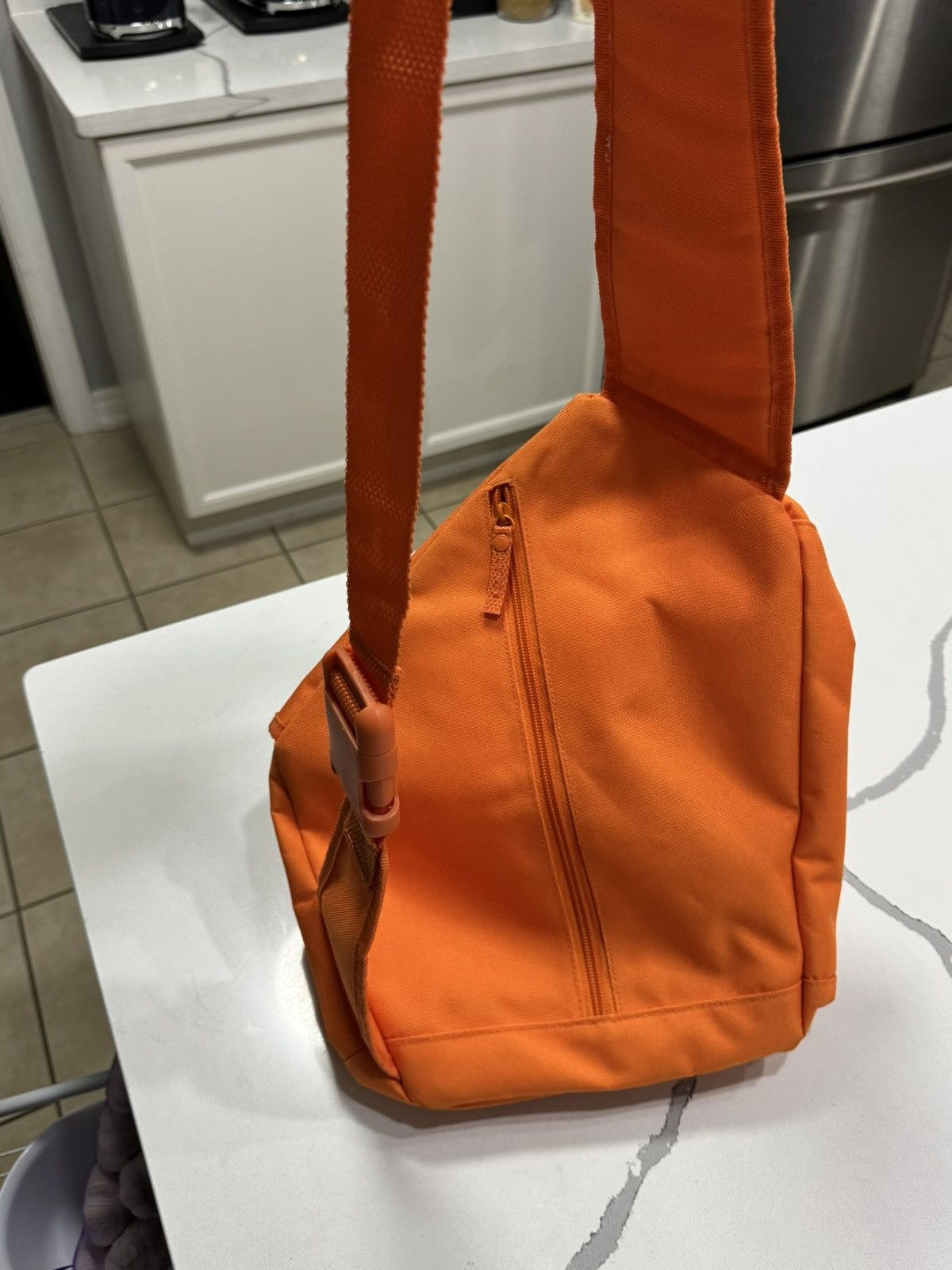 United Colors Of Benetton United Colors of Benetton Monochromatic Sling Bag Orange Size ONE SIZE - 7 Thumbnail
