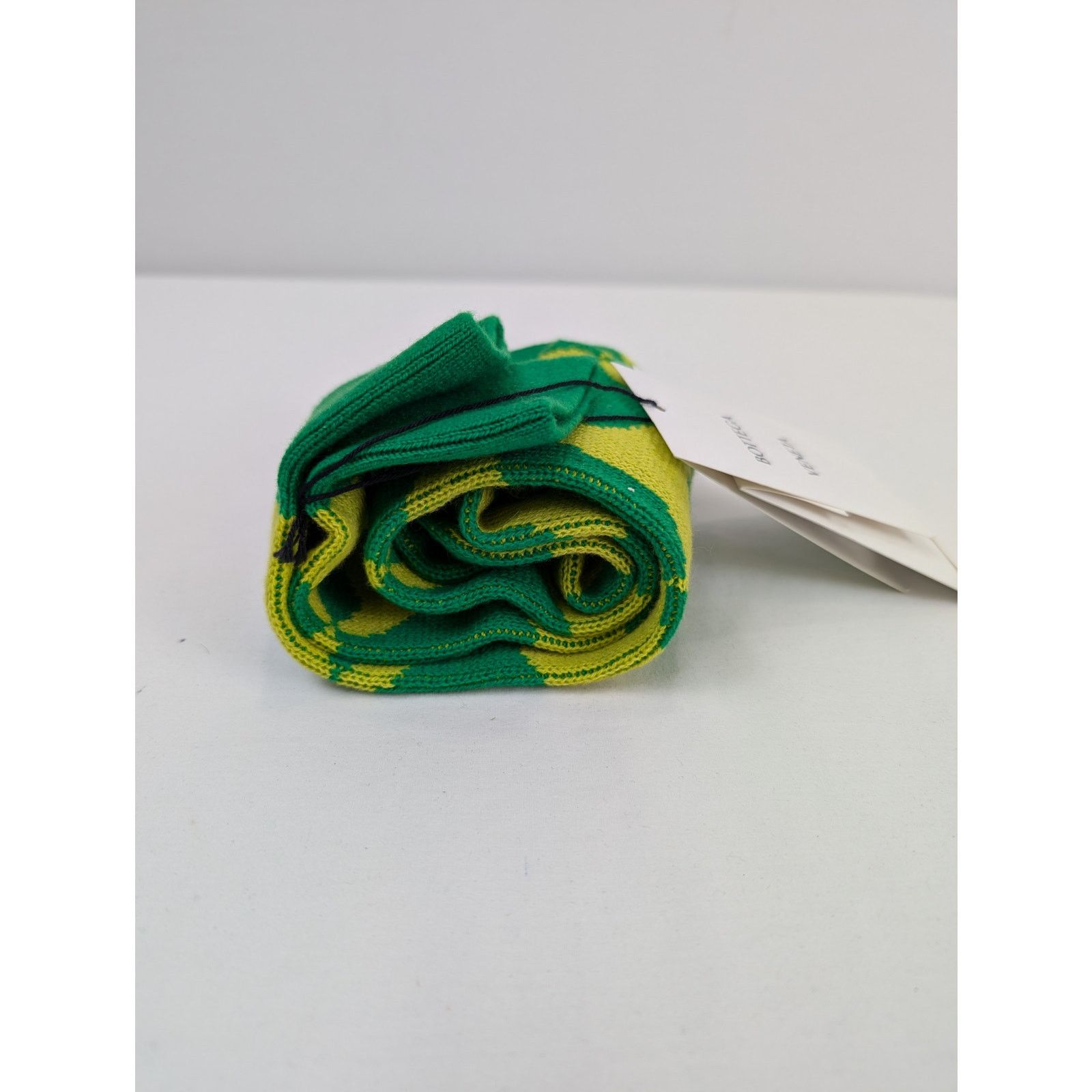 Bottega Veneta o1rshd1 Q:2/Size:M/Socks Cashmere Wavy Triangle Green/Yellow Size ONE SIZE - 5 Thumbnail
