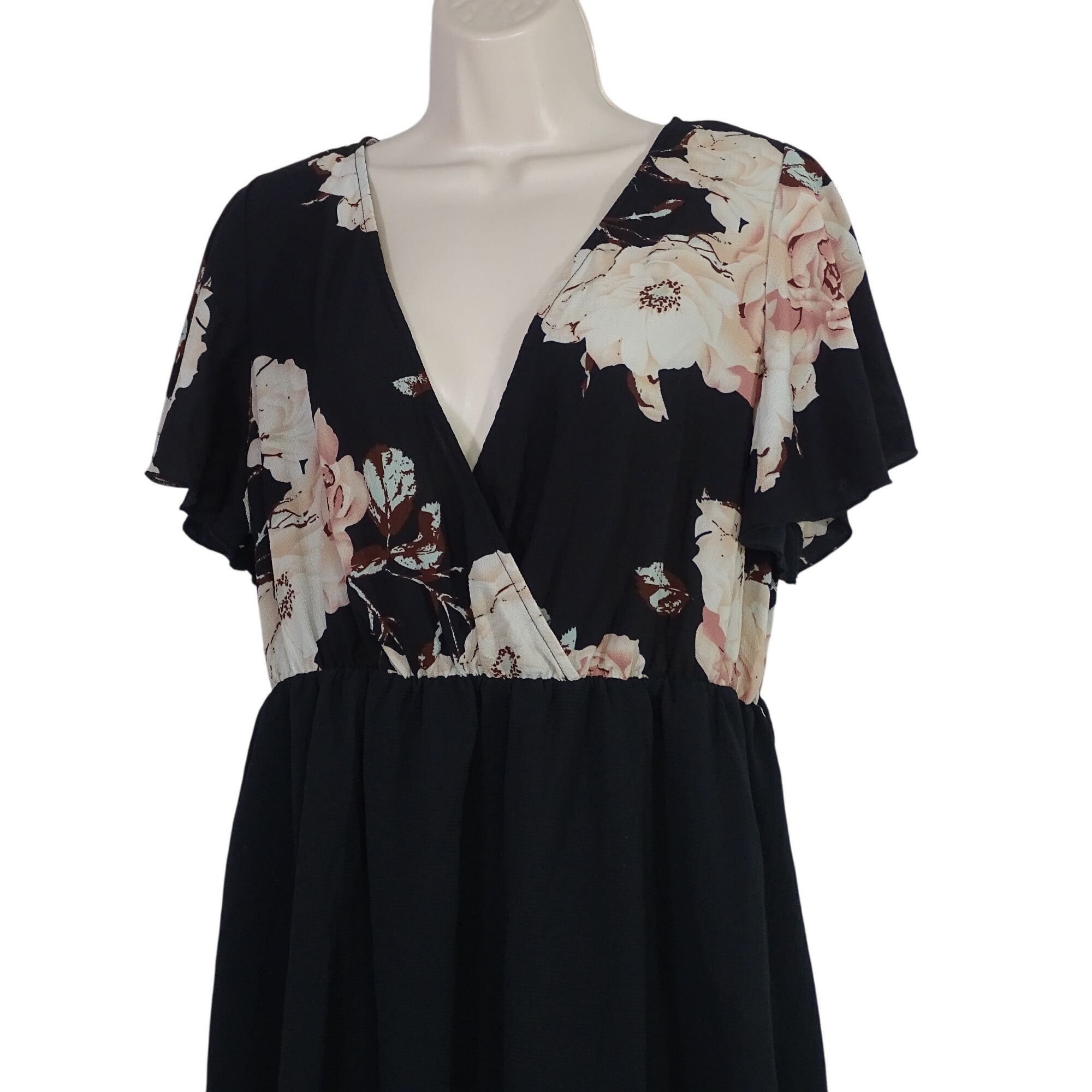Other Emery Rose Black Floral Surplice Dress Women Size 0XL 12 Size XL / US 12-14 / IT 48-50 - 2 Thumbnail