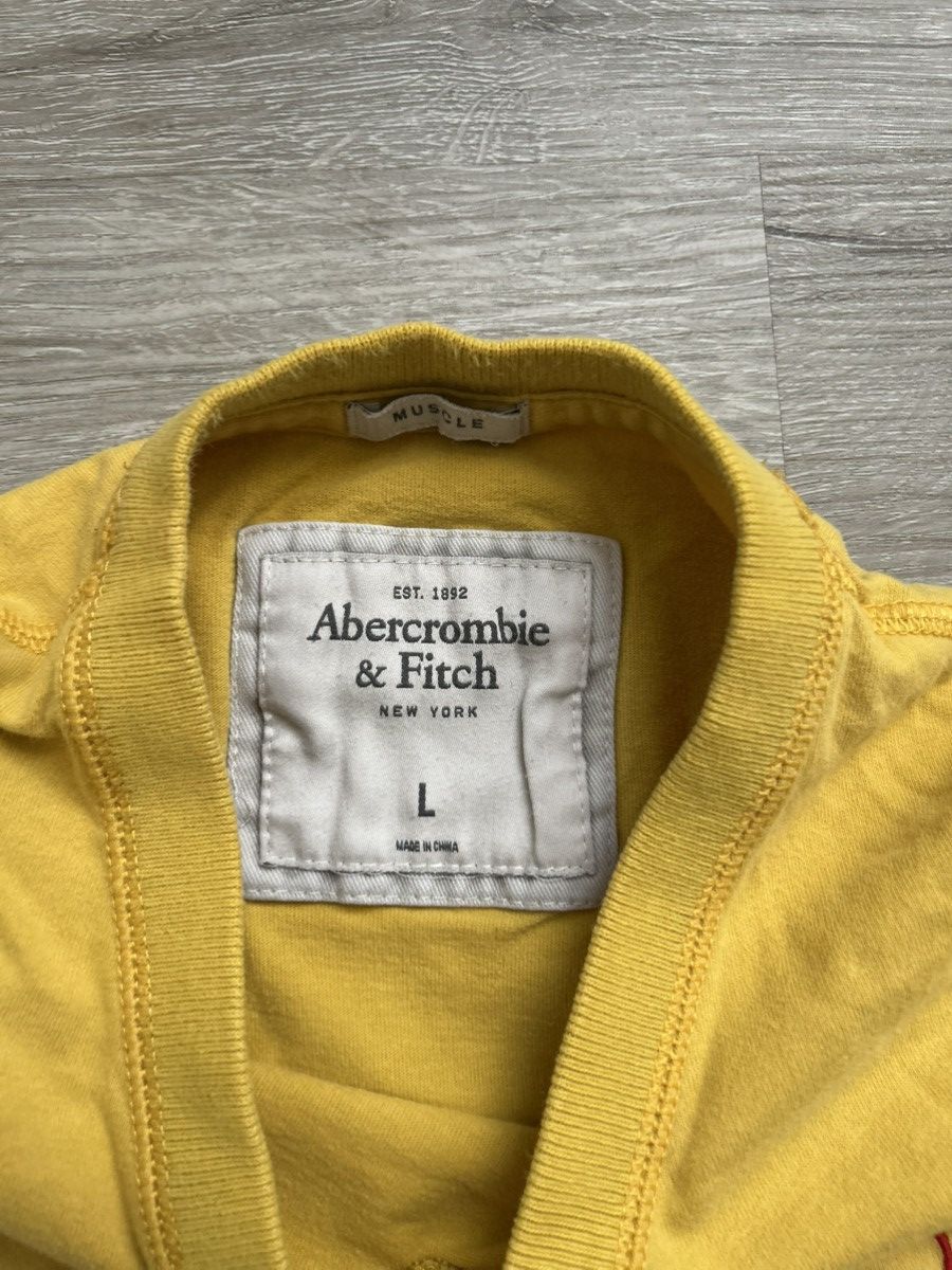 Abercrombie & Fitch A&f tee w stains Size US L / EU 52-54 / 3 - 2 Thumbnail