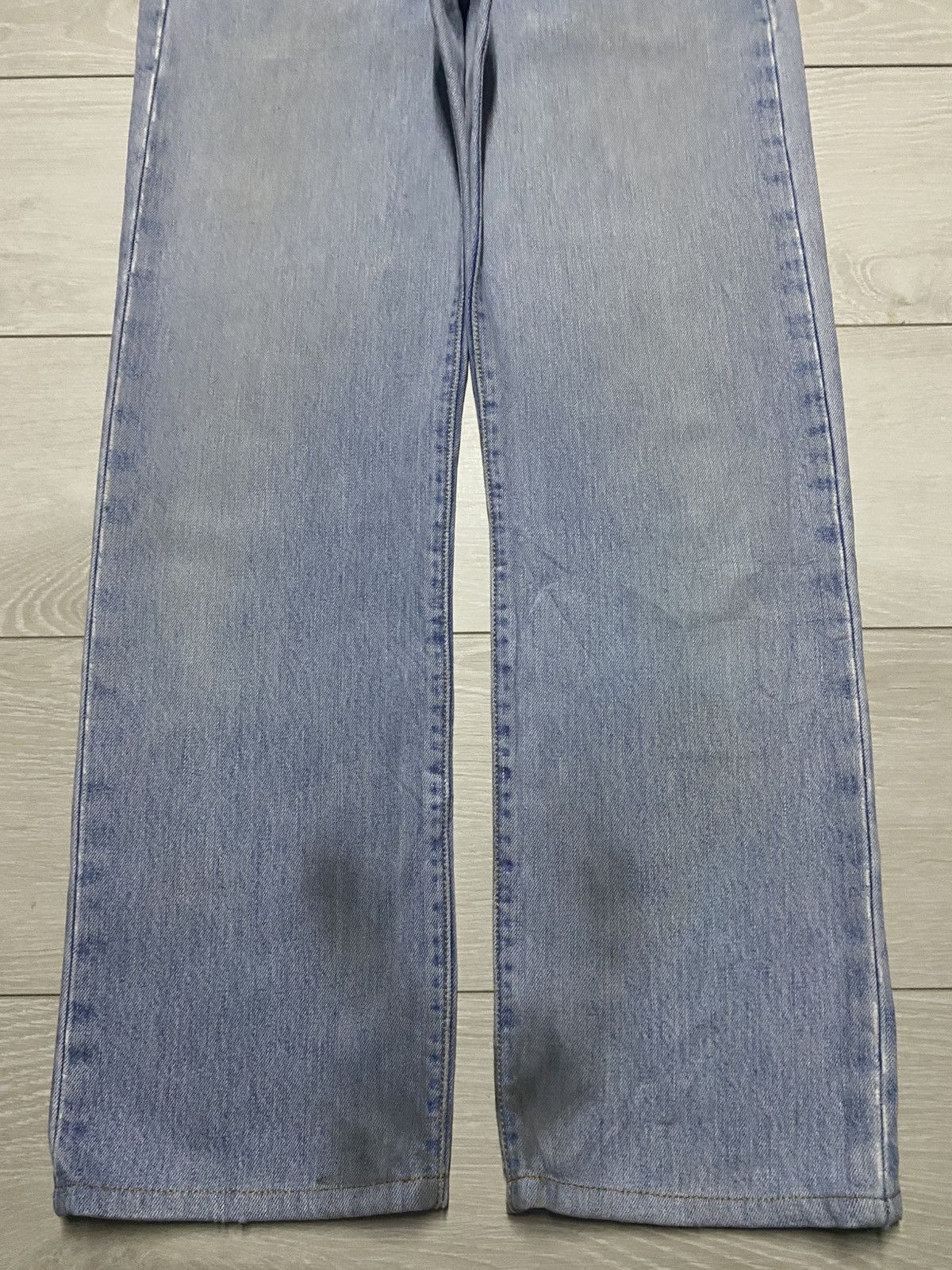 Levi's Vintage Levis 501 Blue Wash Distressed Loose Jeans Size US 30 / EU 46 - 5 Thumbnail