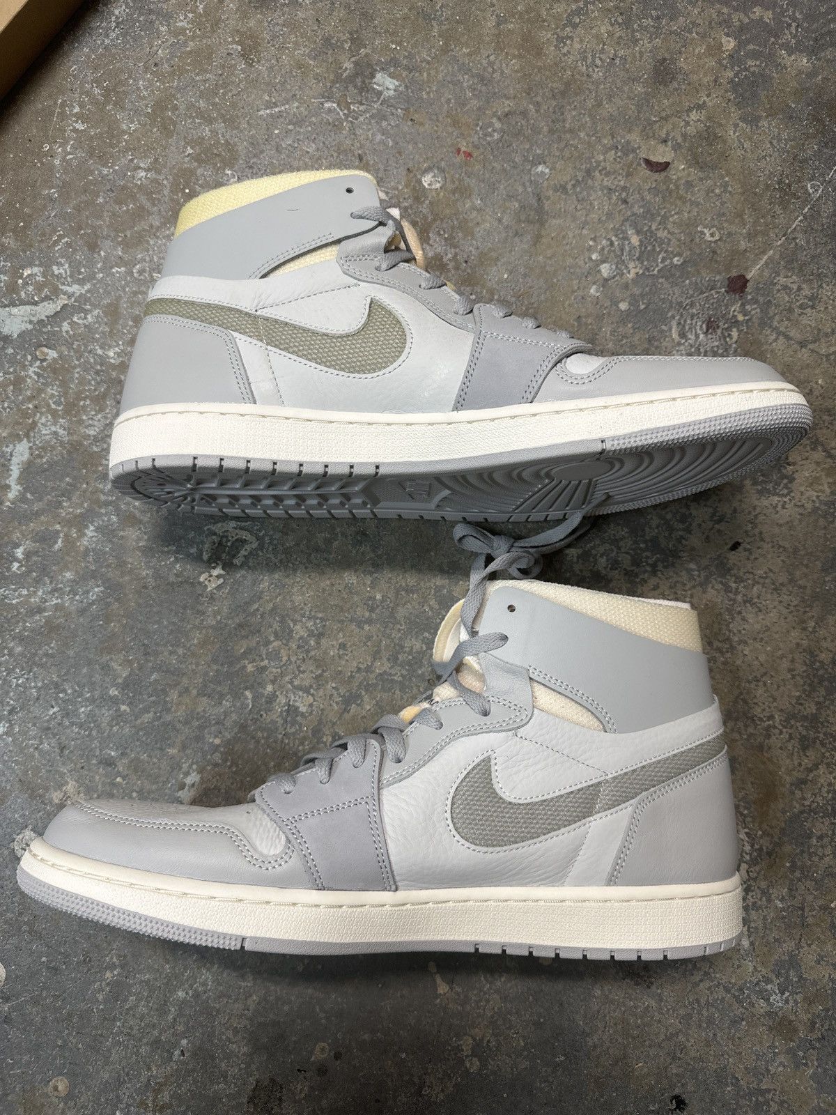 Jordan Brand × Nike Air Jordan 1 zoom air cmft London size 15 Size US 15 / EU 48 - 6 Thumbnail