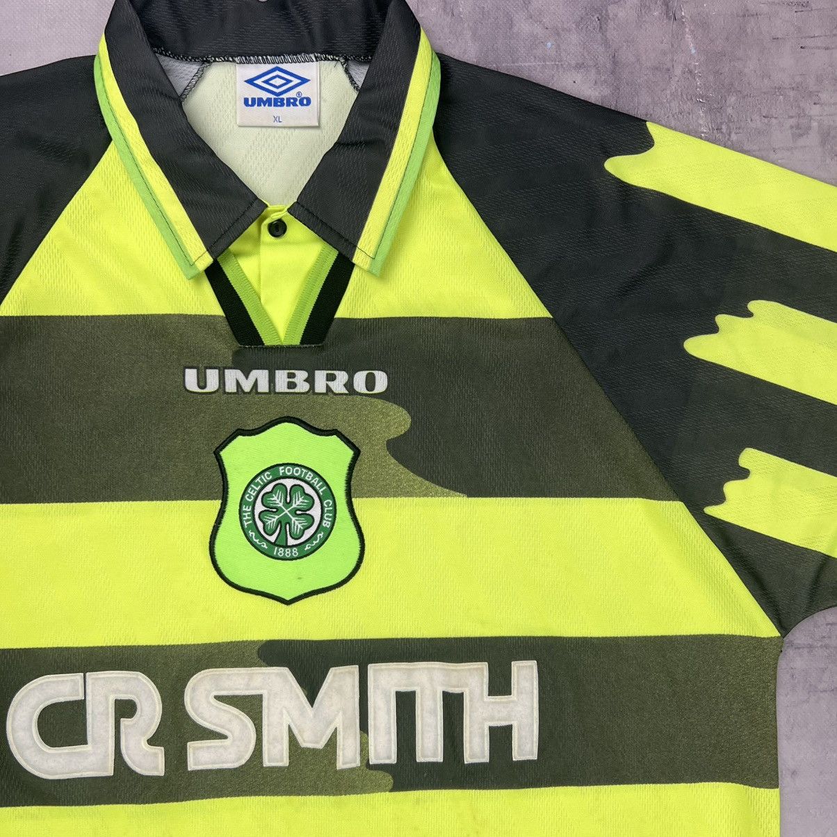 Umbro Rare! Celtic 1996/97 Umbro Soccer Jersey Shirt Vintage Size US XL / EU 56 / 4 - 6 Thumbnail