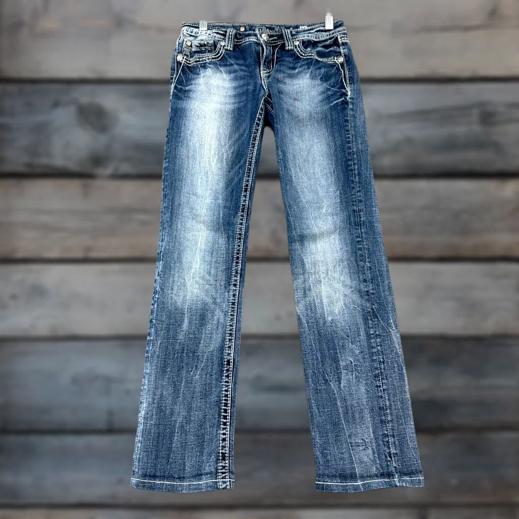 Miss Me Jeans Girls 16 Blue Skinny Straight Medium Wash Stretch Thick Stitch Jeans Women 5-Pocket Embroidered Logo Button Pocket 28 In Inseam