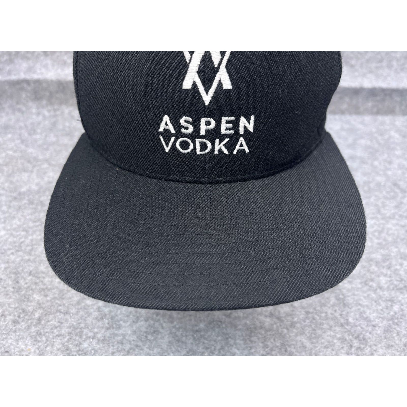 Vintage Yupoong Aspen Vodka Hat Cap Snap Back One Size Black Acrylic Wool Blend Adult Hats Mens Logo Outdoor Skate Cap Size ONE SIZE - 3 Thumbnail