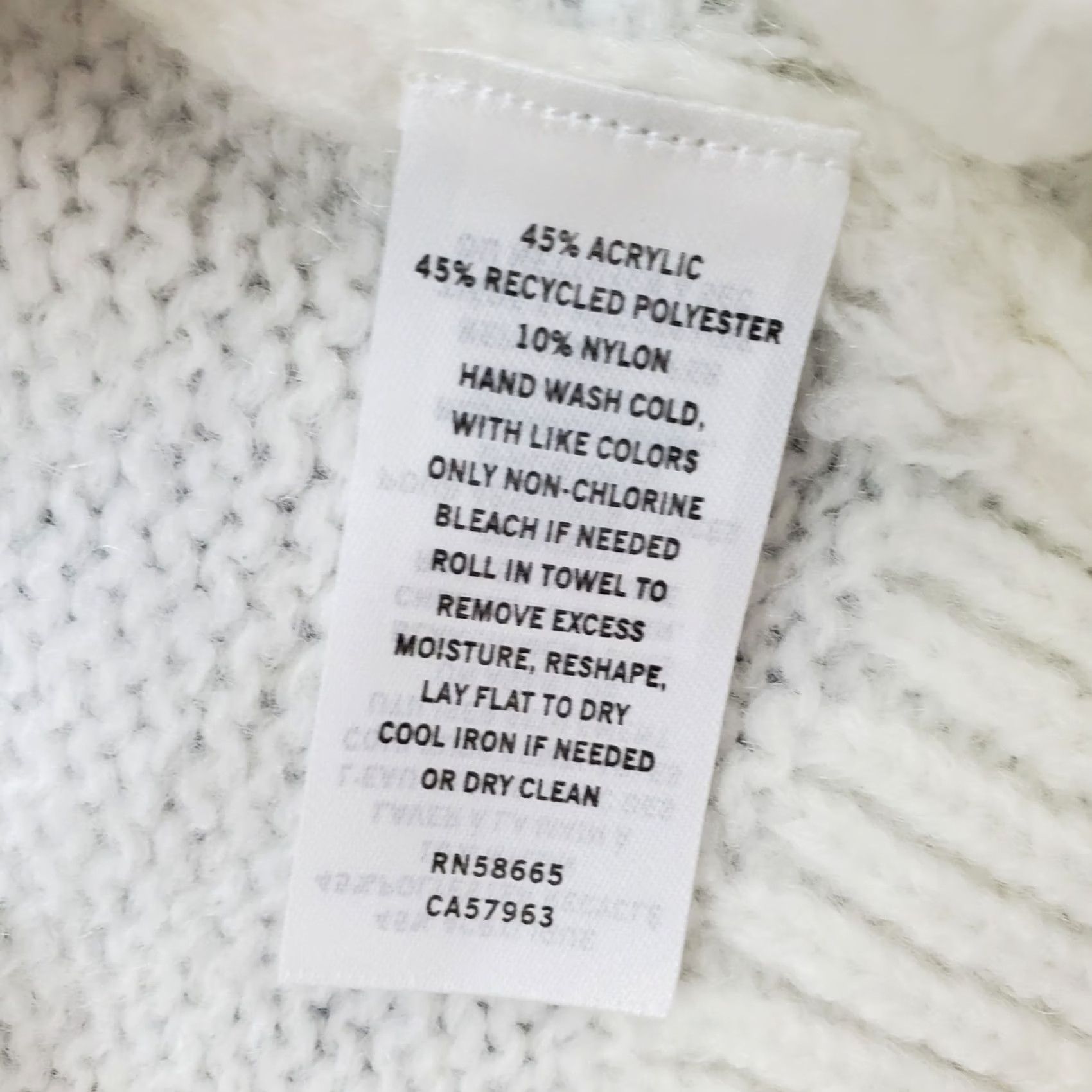 Vintage Halogen Sweater Womens S White Knit Crew Neck Pullover Long Sleeve Casual Outdoor Size S / US 4 / IT 40 - 6 Thumbnail