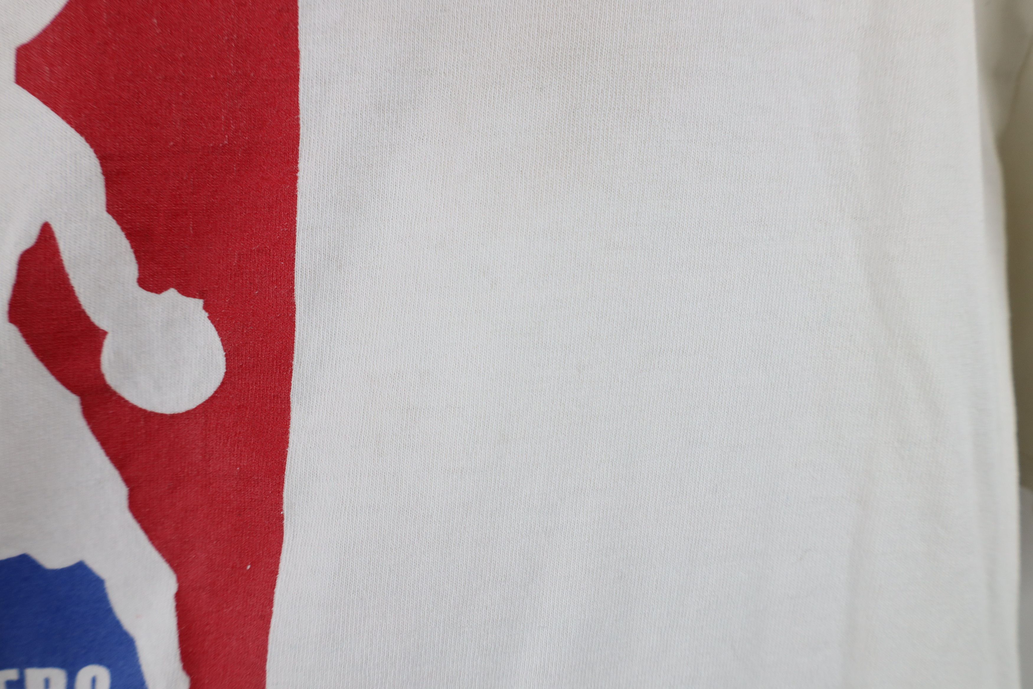 Vintage Vintage Y2K Streetwear Basketball Short Sleeve T-Shirt White Size US L / EU 52-54 / 3 - 5 Thumbnail