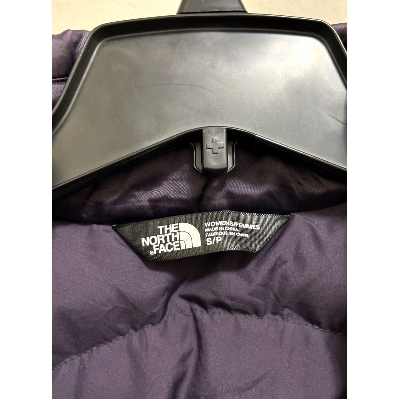 The North Face VINTAGE? No — North Face 550 Puffer Vest Womens S Purple Aconcagua Quilted Down Jacket Size S / US 4 / IT 40 - 6 Thumbnail