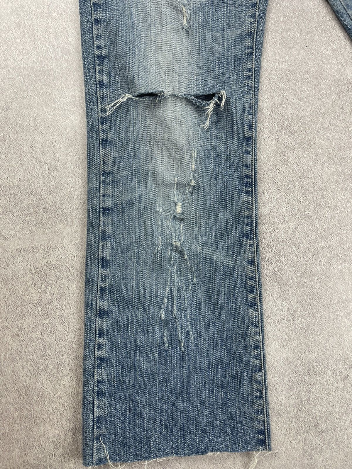 Versace Jeans Couture Vintage Versace Jeans Couture Distressed Denim Jeans Size 27 Size 27" / US 4 / IT 40 - 3 Thumbnail