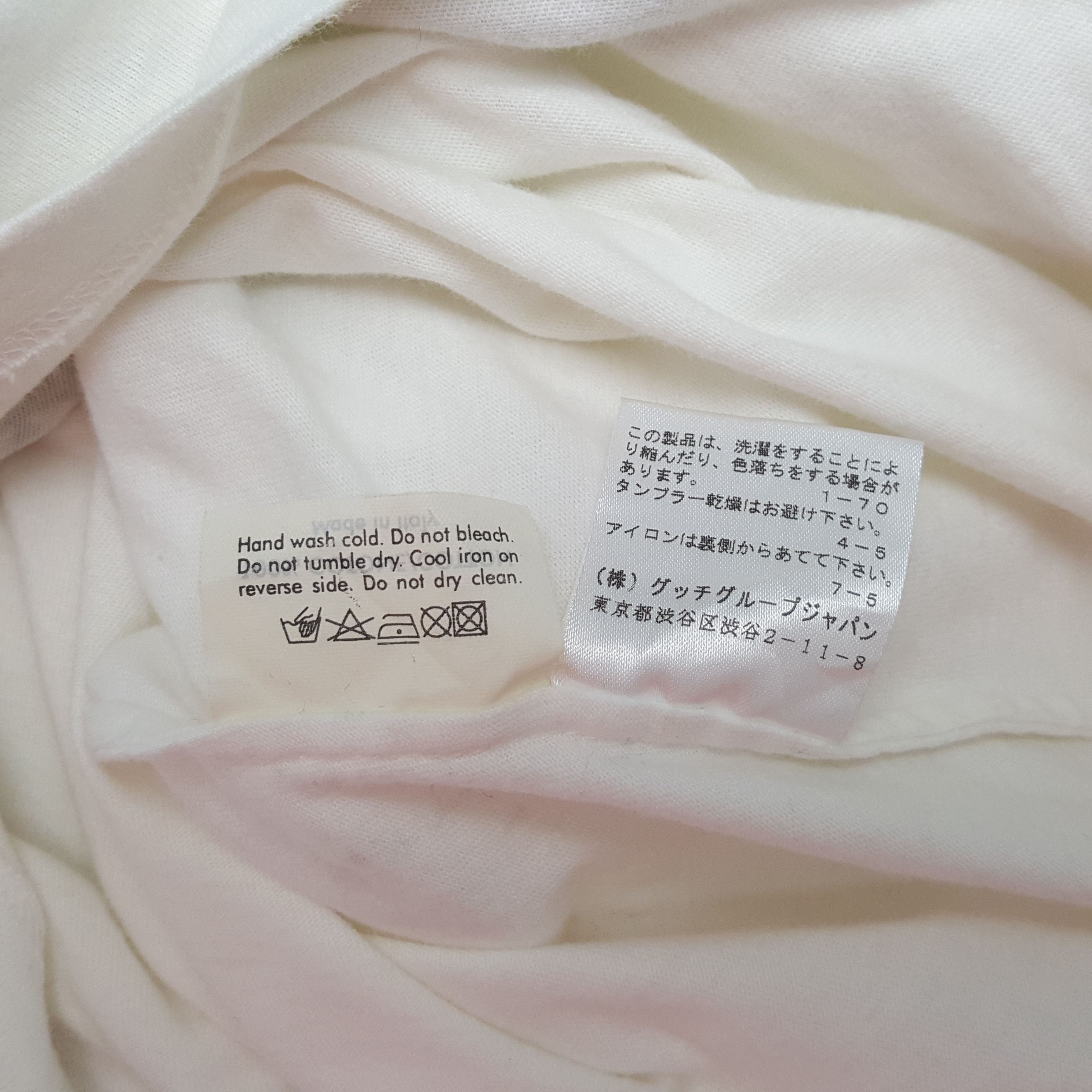 Yves Saint Laurent Yves Saint Laurent YSL Fashion Brand Tshirt RR30 Size US XS / EU 42 / 0 - 6 Thumbnail