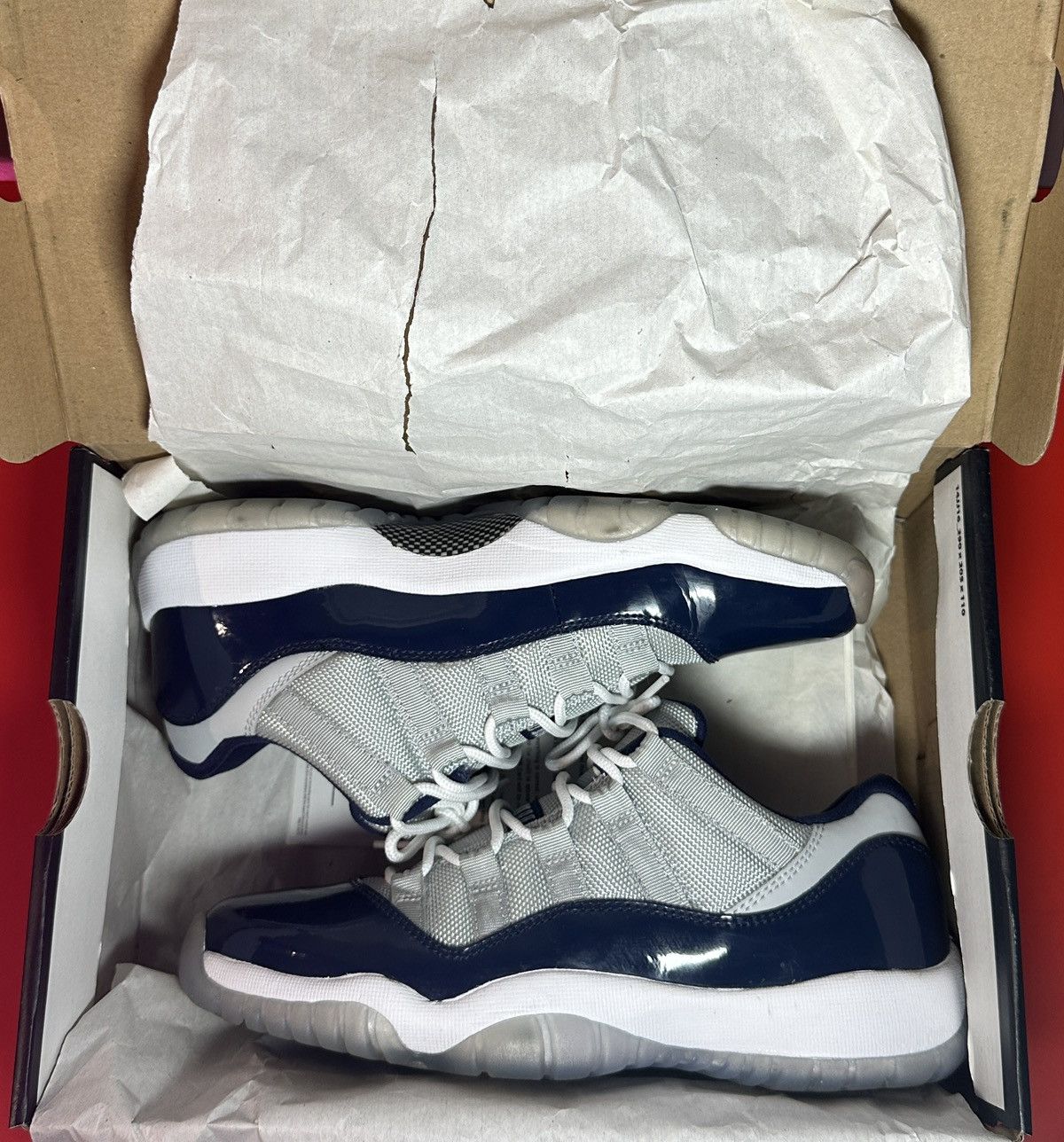 Jordan Brand Size 5.5 (GS) - Jordan 11 Retro Georgetown Size US 5.5 / EU 38 - 9 Thumbnail