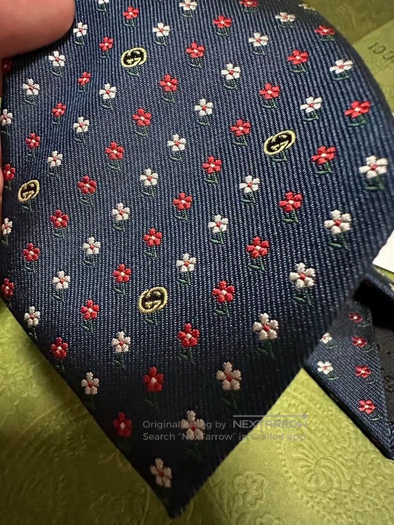 Gucci Gucci Red and white flower embroidered tie Size ONE SIZE - 6 Thumbnail