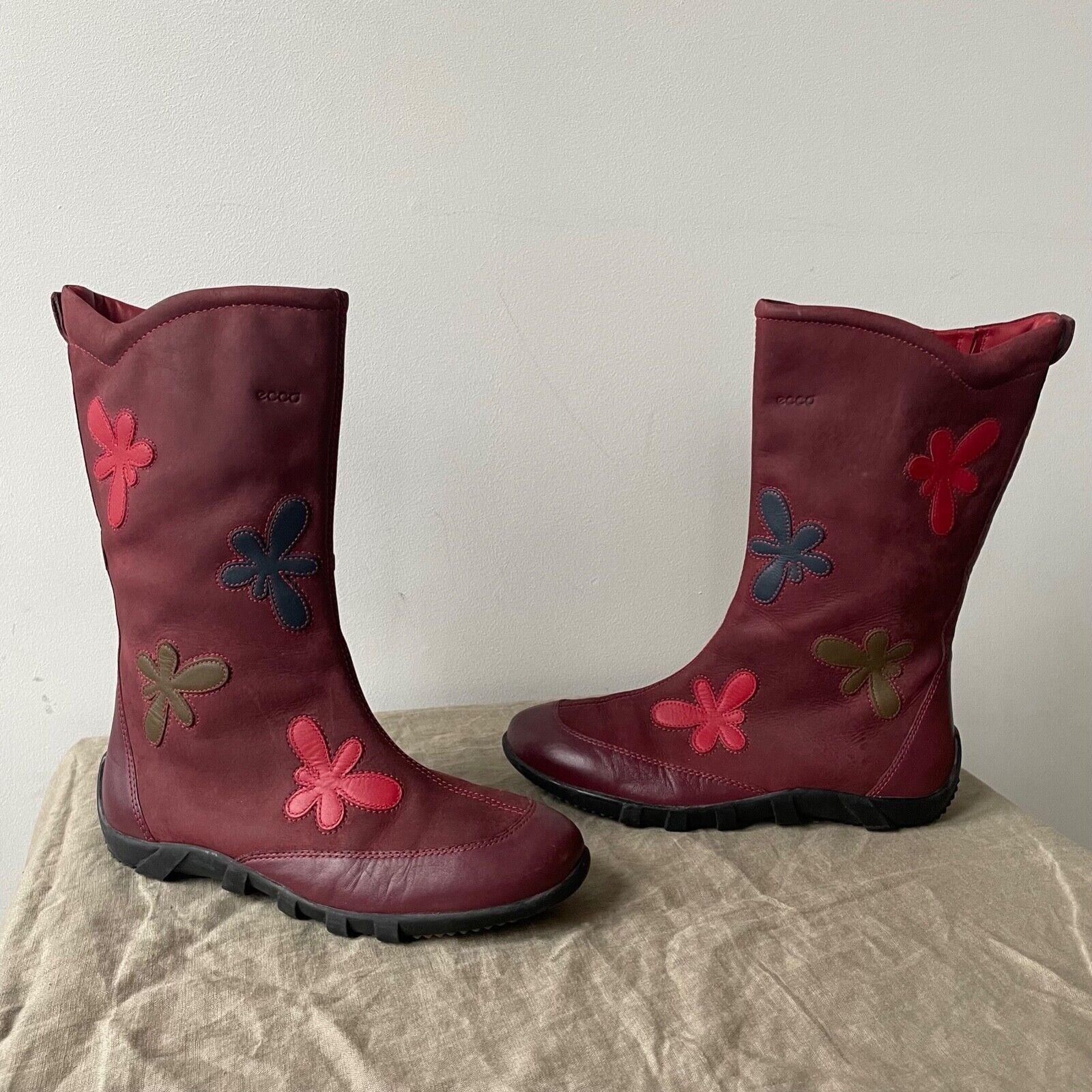 Ecco Ecco Y2K Vintage Flower High Top Boots 8499AC Size US 8 / IT 38 - 1 Thumbnail