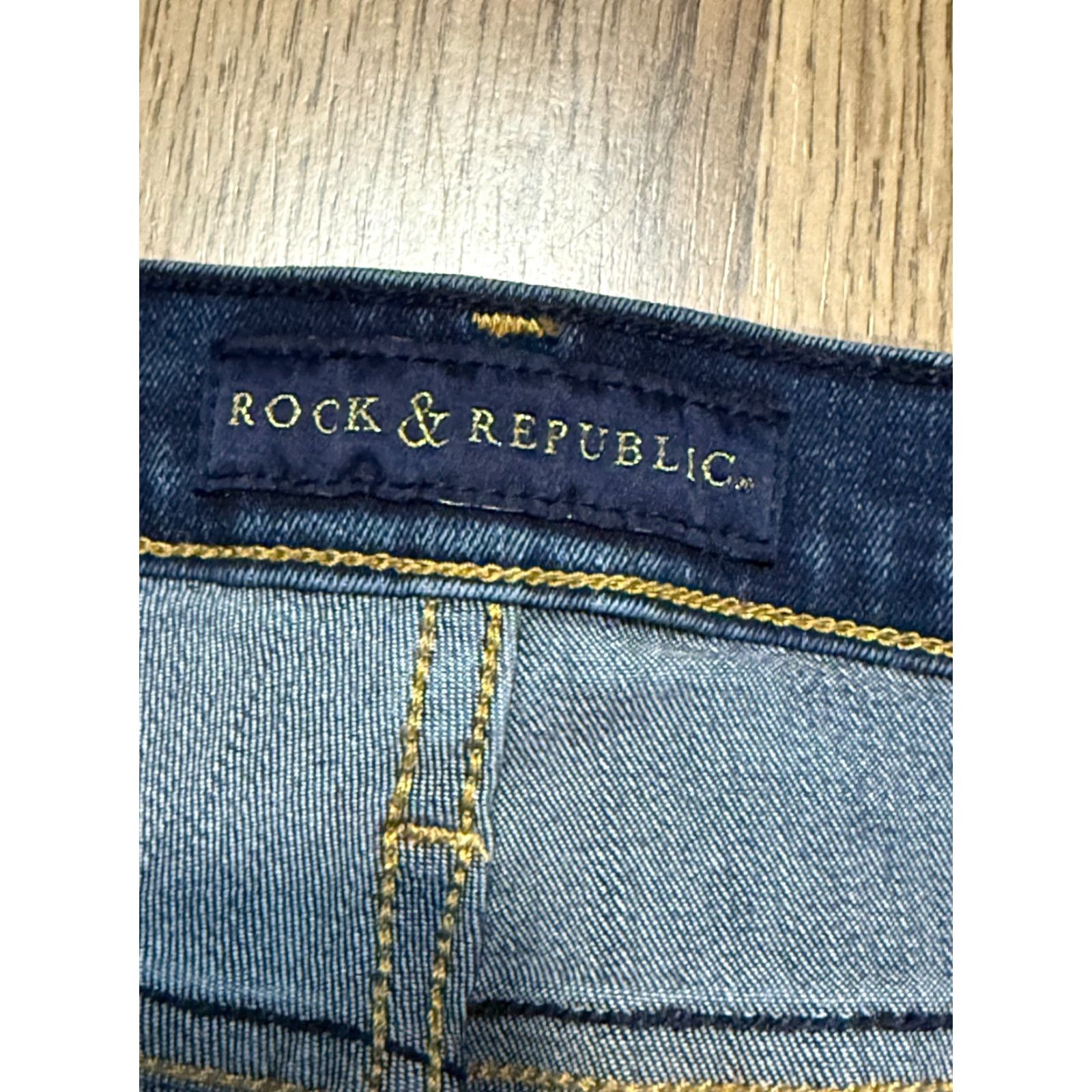 Vintage Rock & Republic Jeans Woman 8 Blue Denim Skinny Mid Rise Pockets 5-Pocket Design Inseam 29in Regular Fall Winter Spring Summer Mens Womens Girls Boys Size 30" / US 8 / IT 44 - 4 Thumbnail