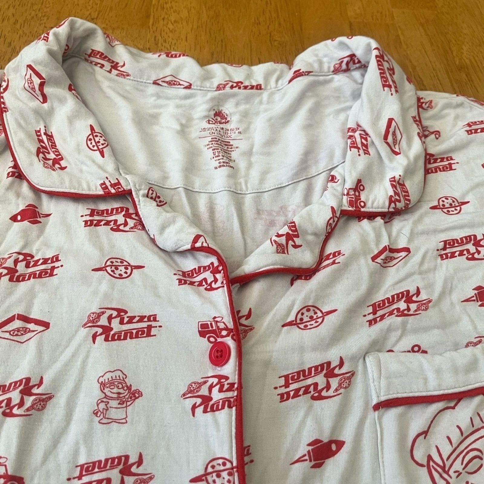 Disney Disney Pixar Pizza Planet Red & White pajamas, size XXL Size XXL / US 16-18 / IT 52-54 - 5 Thumbnail