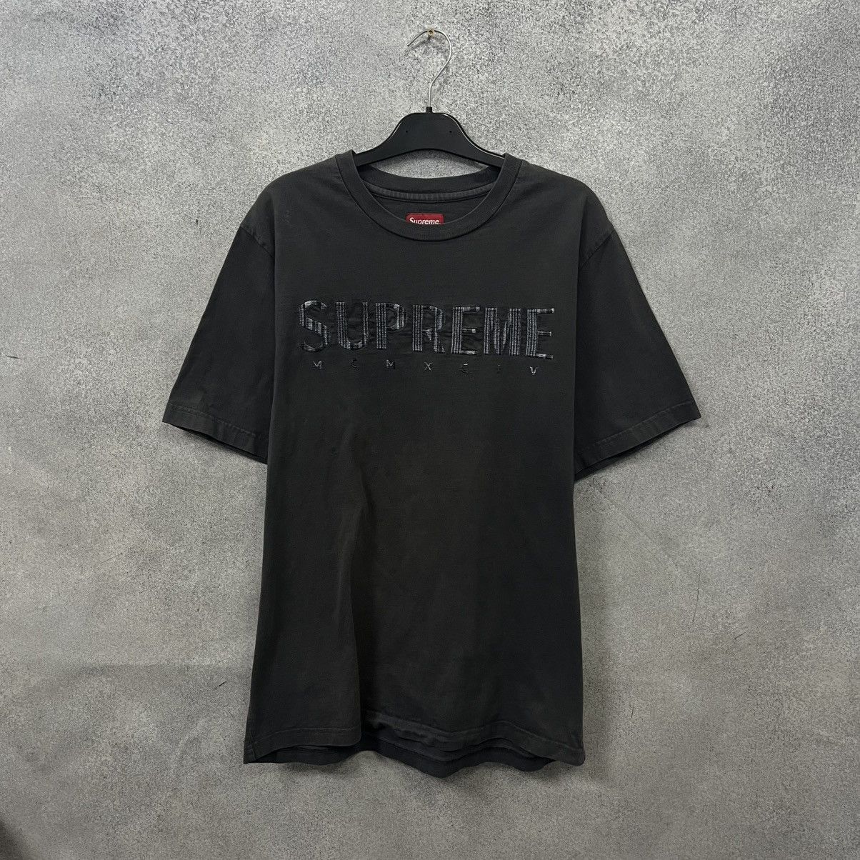 Supreme Supreme T-Shirt Big Logo Grey Size M Size US M / EU 48-50 / 2 - 1 Thumbnail