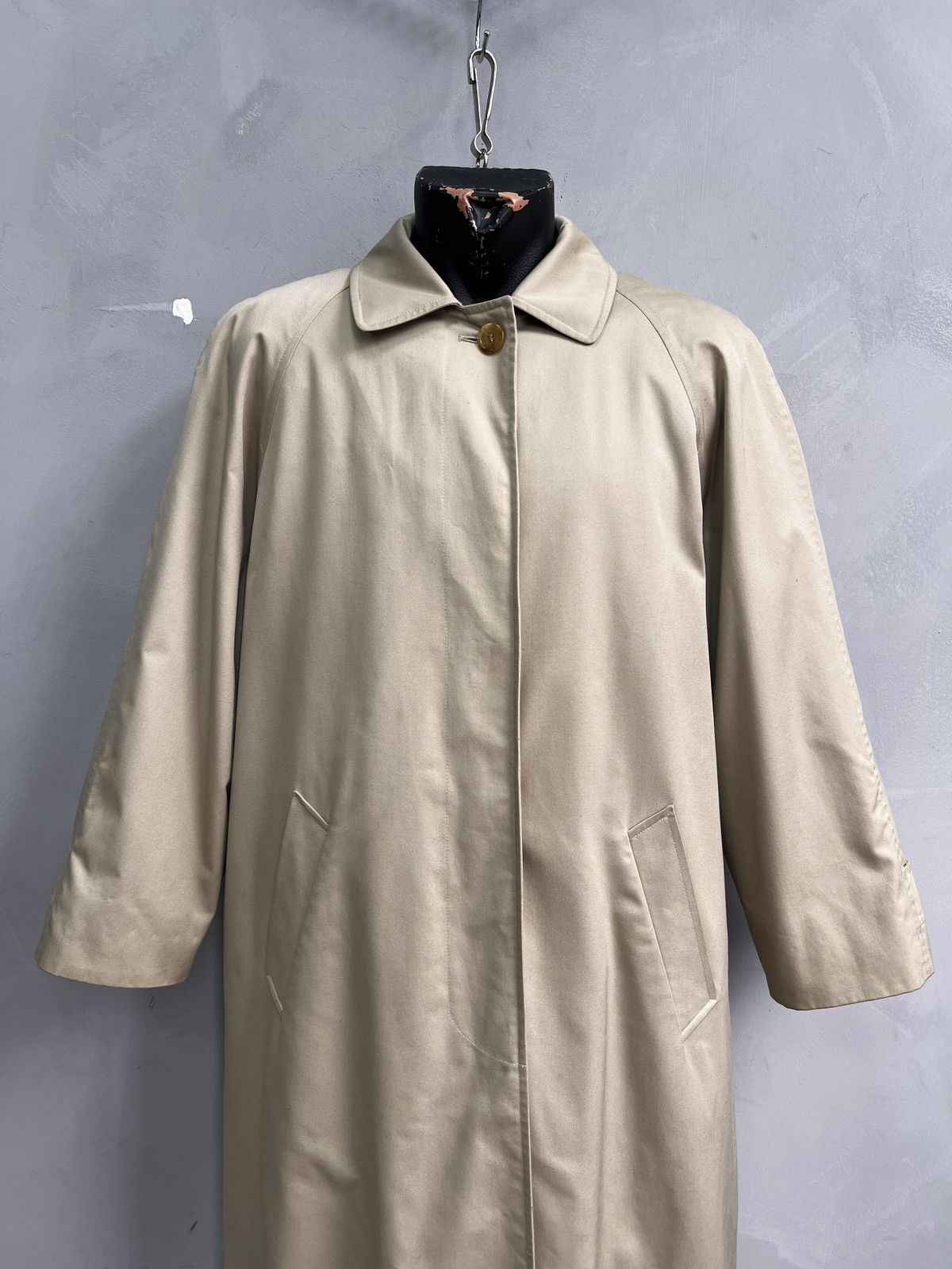 Aquascutum Aquascutum classic London Jacket Beige Vintage Coat Size US M / EU 48-50 / 2 - 2 Thumbnail