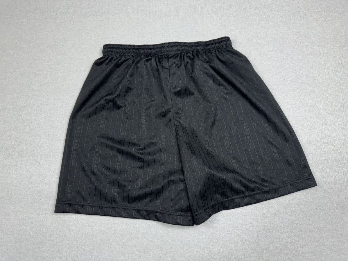 Umbro × Vintage Men’s Vintage Umbro Monogram Soccer Football Shorts size M Size US 32 / EU 48 - 5 Thumbnail