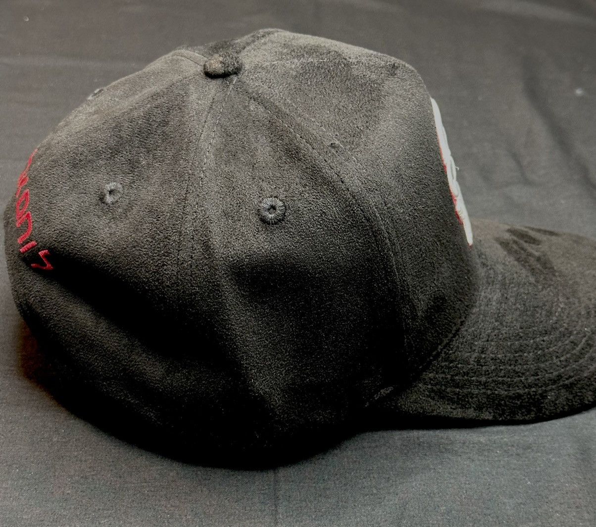 Other CUARA BRAND Black and red suede hat Size ONE SIZE - 4 Thumbnail