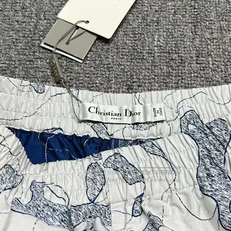 Dior Dior Men's Patterned White Shorts . Size US 27 - 3 Thumbnail