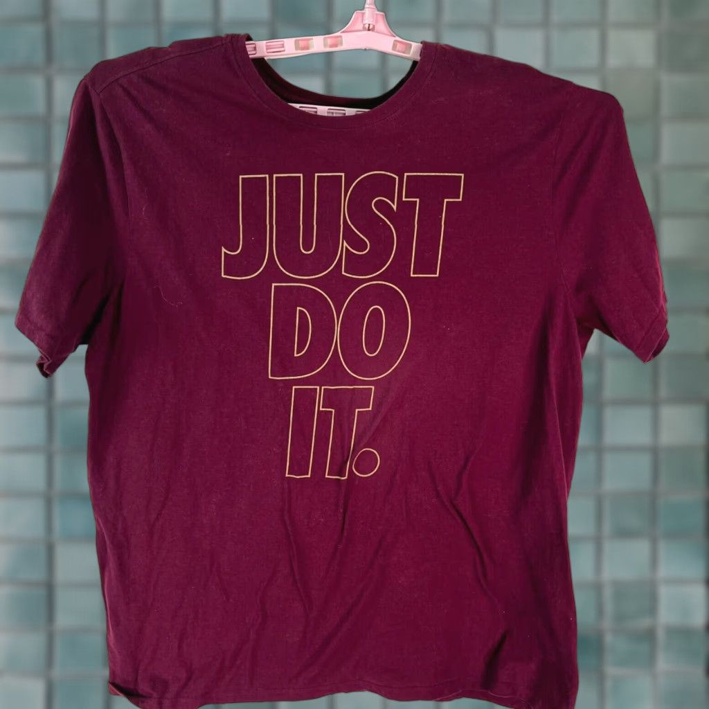 Nike Nike Shirt Mens Adult XXL Red Swoosh Just Do It Cotton Athletic T-Shirt 90s Logo Crew Neck Short Sleeve Size US XXL / EU 58 / 5 - 1 Thumbnail