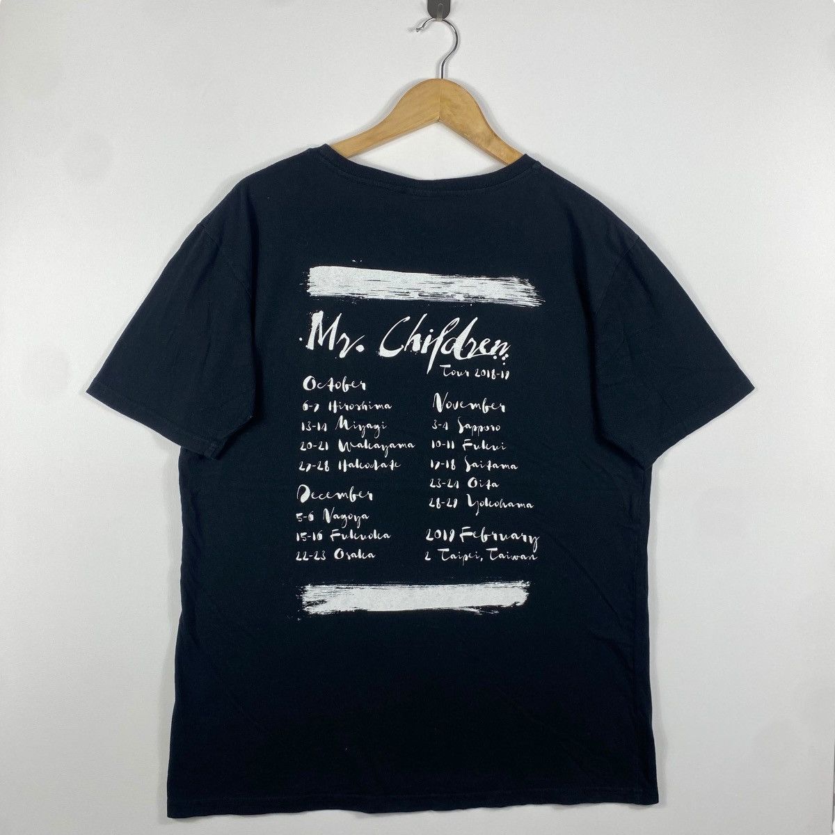 Band Tees × Japanese Brand MR. CHILDREN Tour 2018-19 Japanese Band Graphic Tee Shirt Size US L / EU 52-54 / 3 - 4 Thumbnail