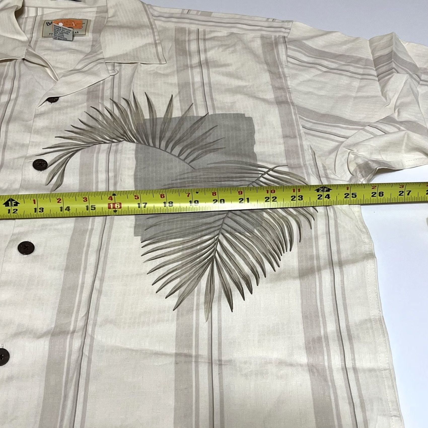 Vintage Bamboo Cay Mens Shirt Large Beige Floral Hawaiian Aloha Camp Shirt Casual Short Sleeve Button-Up Cotton Silk Embroidered Tropical 70s? Size US L / EU 52-54 / 3 - 6 Thumbnail