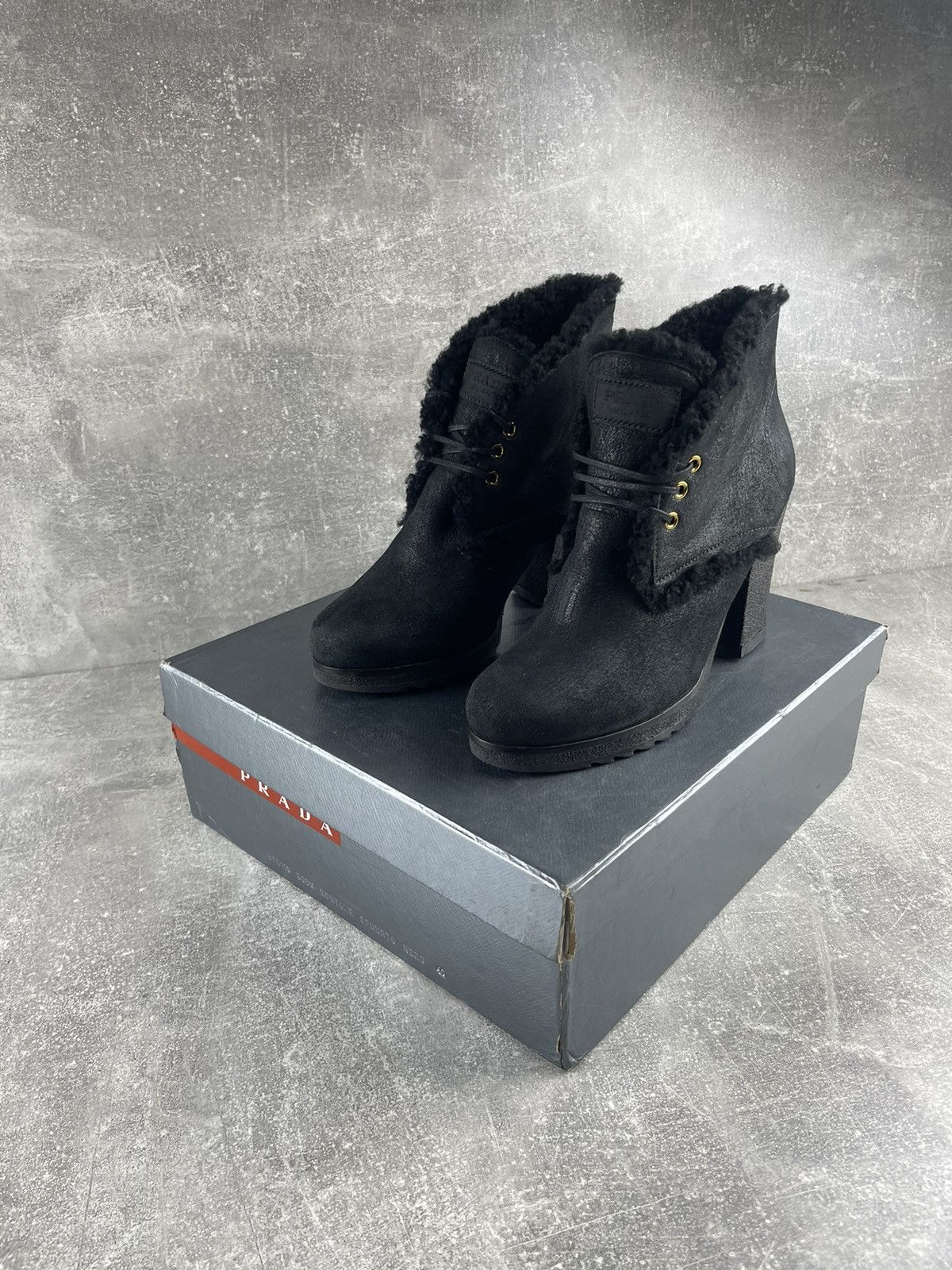 Prada Prada Vintage Shearling Ankle Boots Black Leather Size 40 Size US 10 / IT 40 - 2 Thumbnail