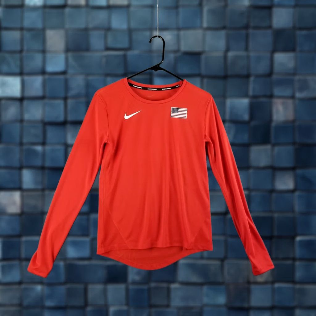 Nike Nike Shirt Women XS Red Running USA Dri-FIT Crew Neck Long Sleeve CQ0135-641 Size XS / US 0-2 / IT 36-38 - 1 Thumbnail