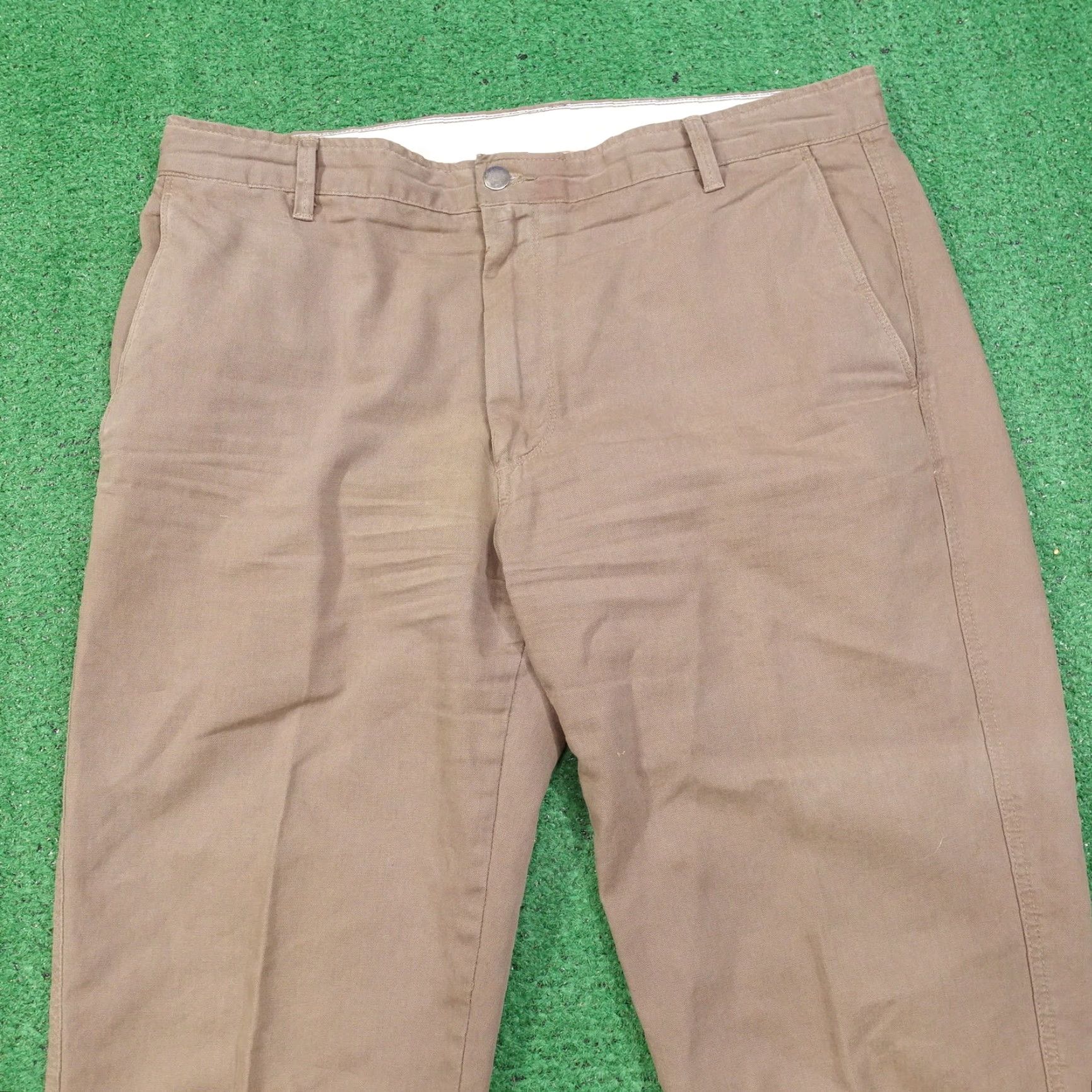 Roundtree & Yorke Vintage ROUNDTREE & YORKE Chino Pants Brown Adult Size 36x30 Casual Mens Size US 36 / EU 52 - 2 Thumbnail