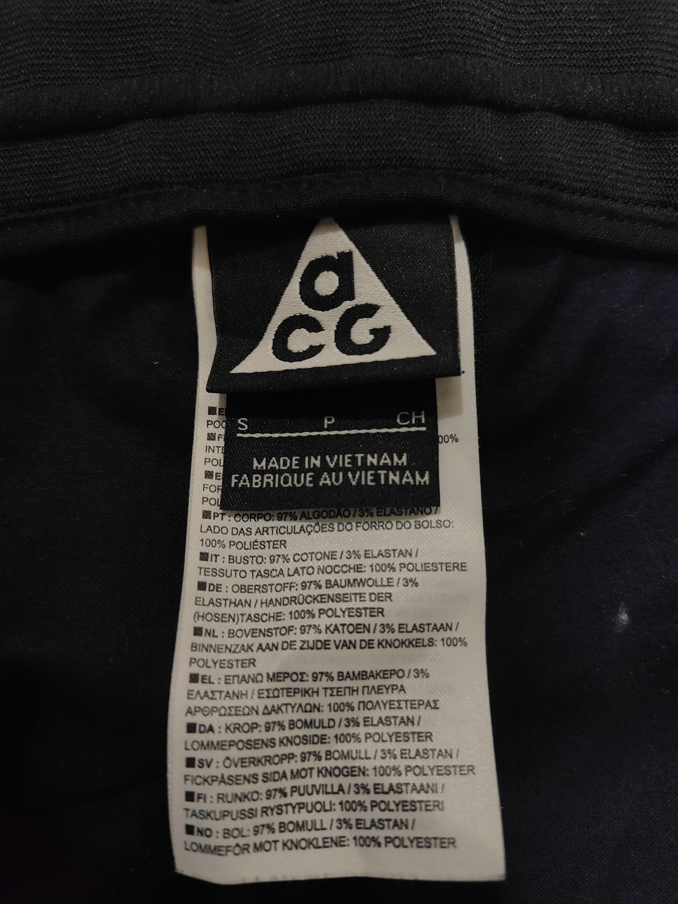 Nike ACG Nike ACG - Errolson Hugh - S/S16 Deploy Cargo Shorts Size US 30 / EU 46 - 4 Thumbnail