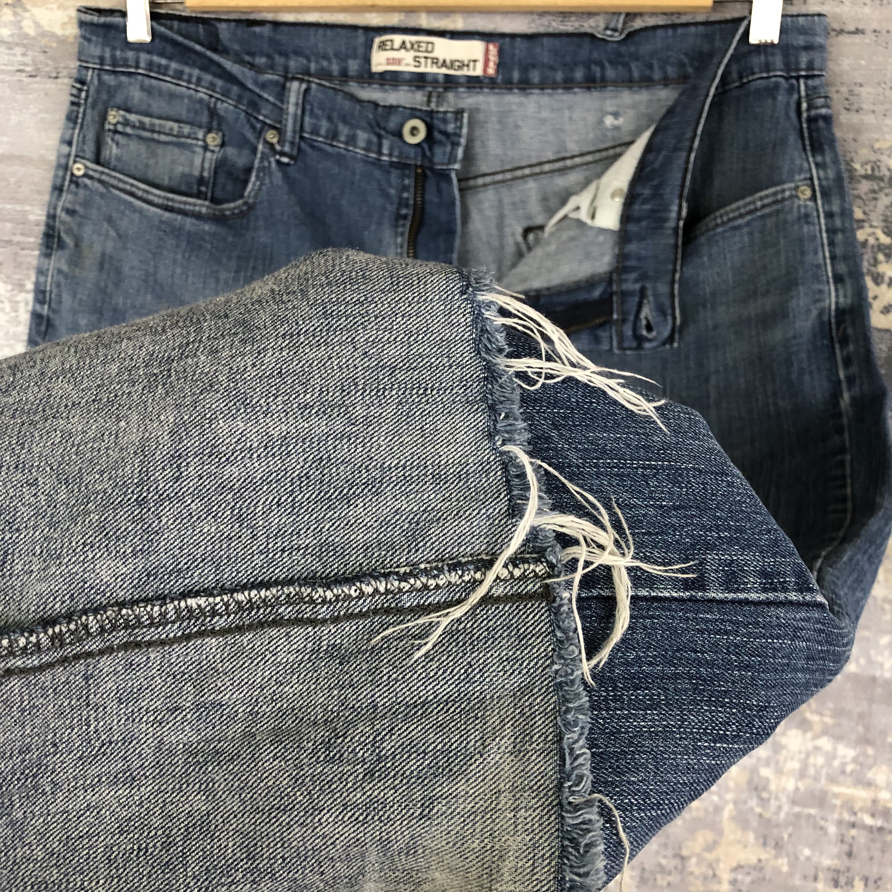 Levi's Vintage Levis 559 Baggy Loose Jeans Levi's Light Wash Denim Size US 40 / EU 56 - 9 Thumbnail