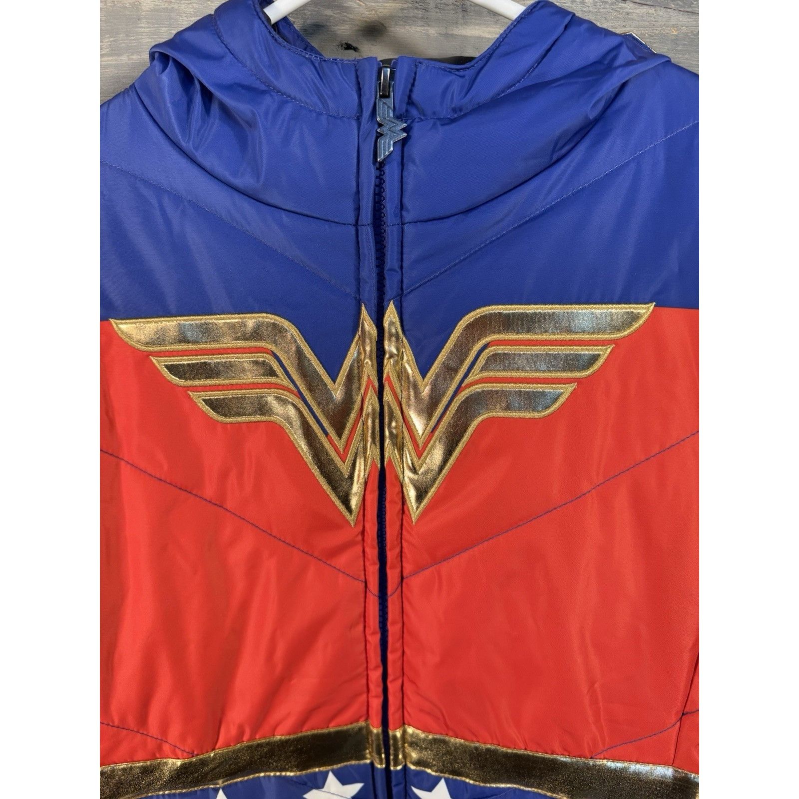 DC Comics FUN WEAR Comics DC Wonder Woman Girls Puffer Puffy Jacket Si Size L / US 10 / IT 46 - 2 Thumbnail